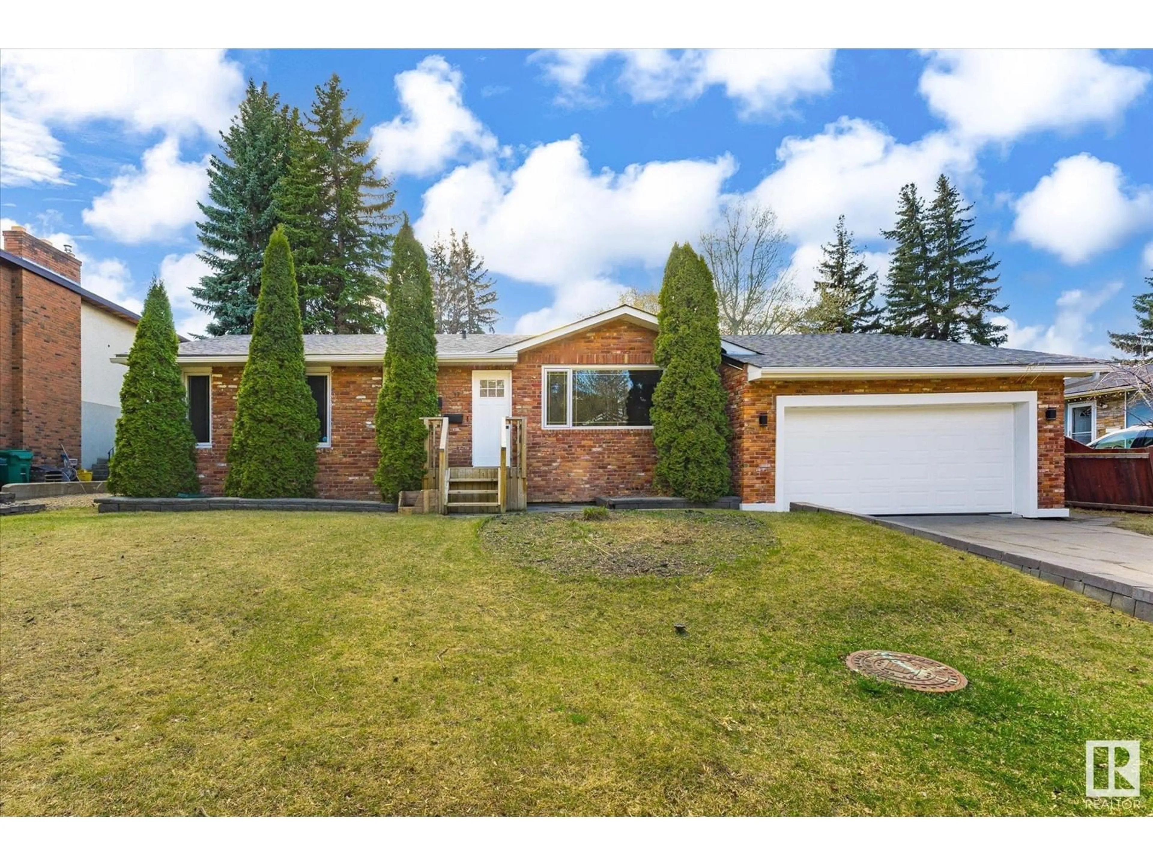 Unknown for 17 SPRUCE CR, St. Albert Alberta T8N0H4