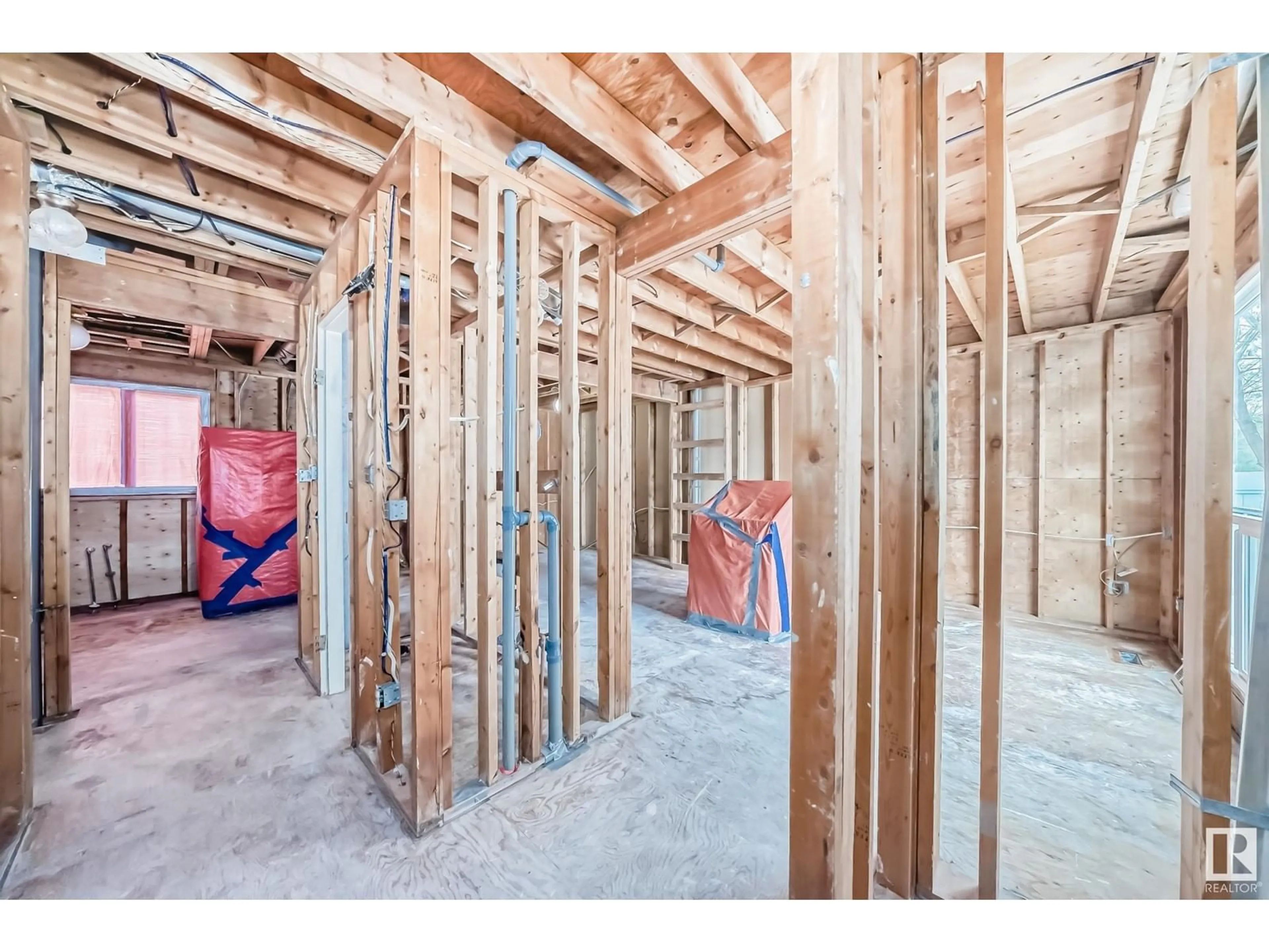 Unknown for NW - 13251 47 ST, Edmonton Alberta T5A3L5