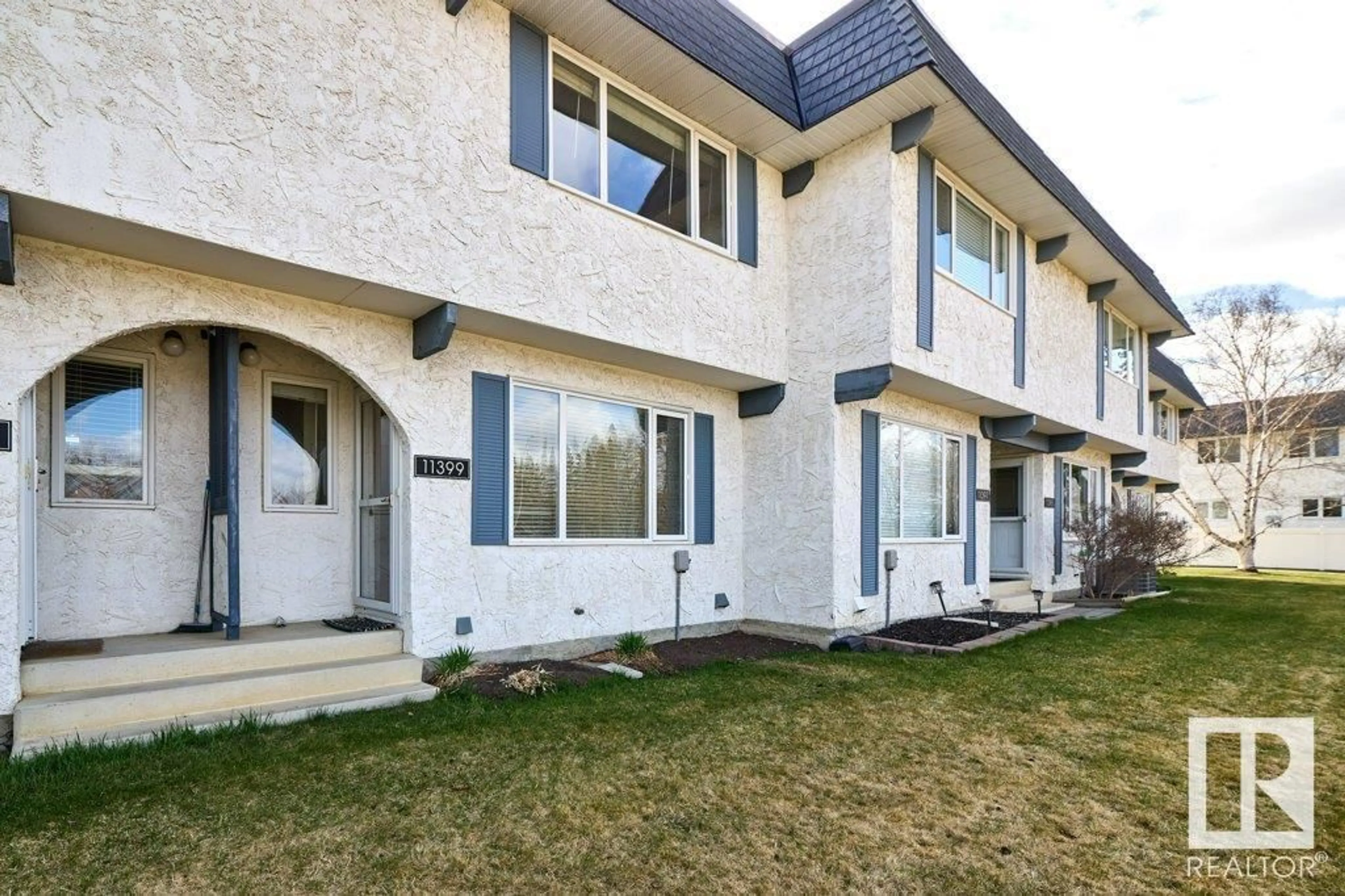 Unknown for 11399 22 AV, Edmonton Alberta T6J4V8