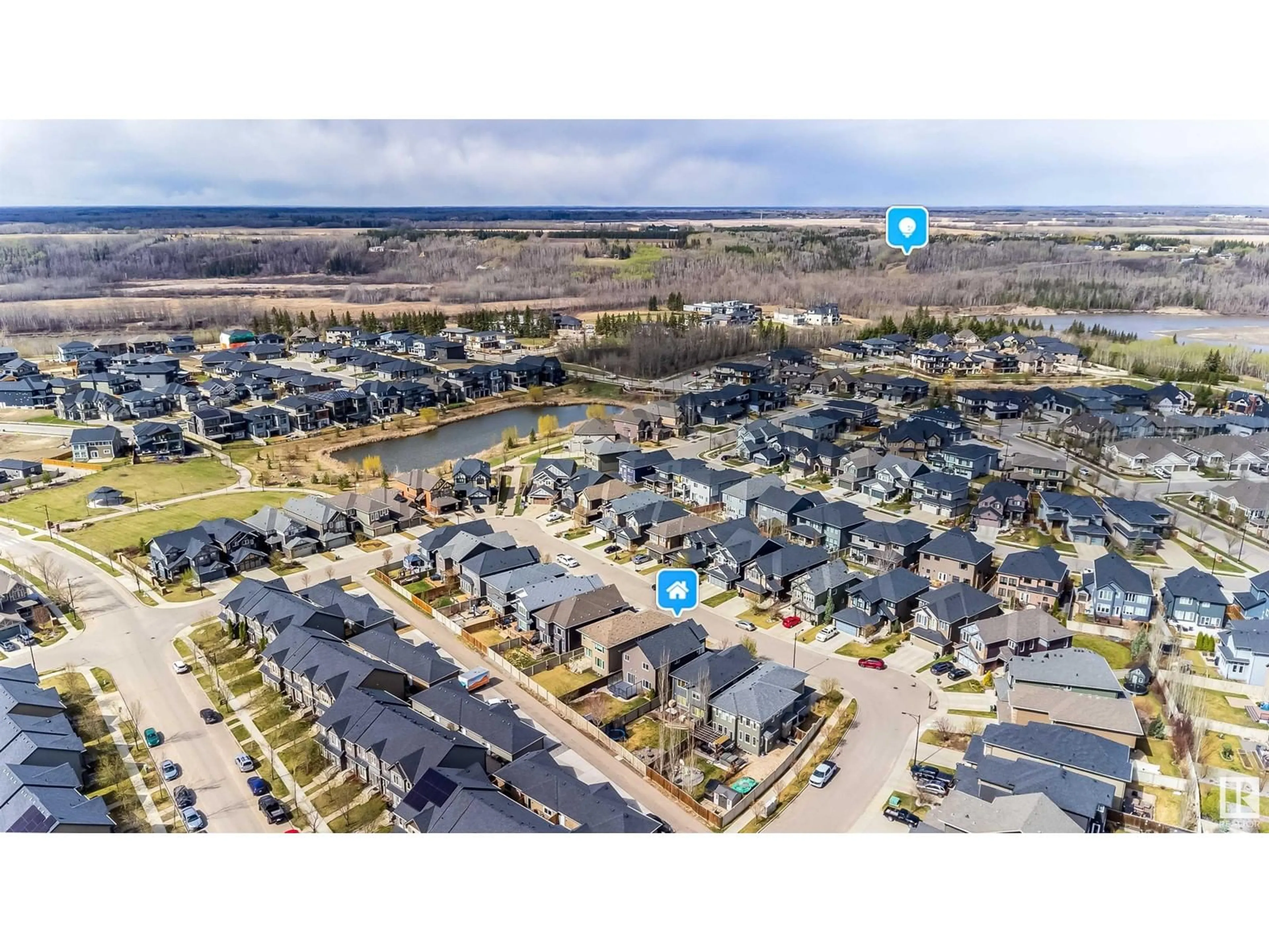 A pic from outside/outdoor area/front of a property/back of a property/a pic from drone, street for 3729 KIDD CR, Edmonton Alberta T6W2R1