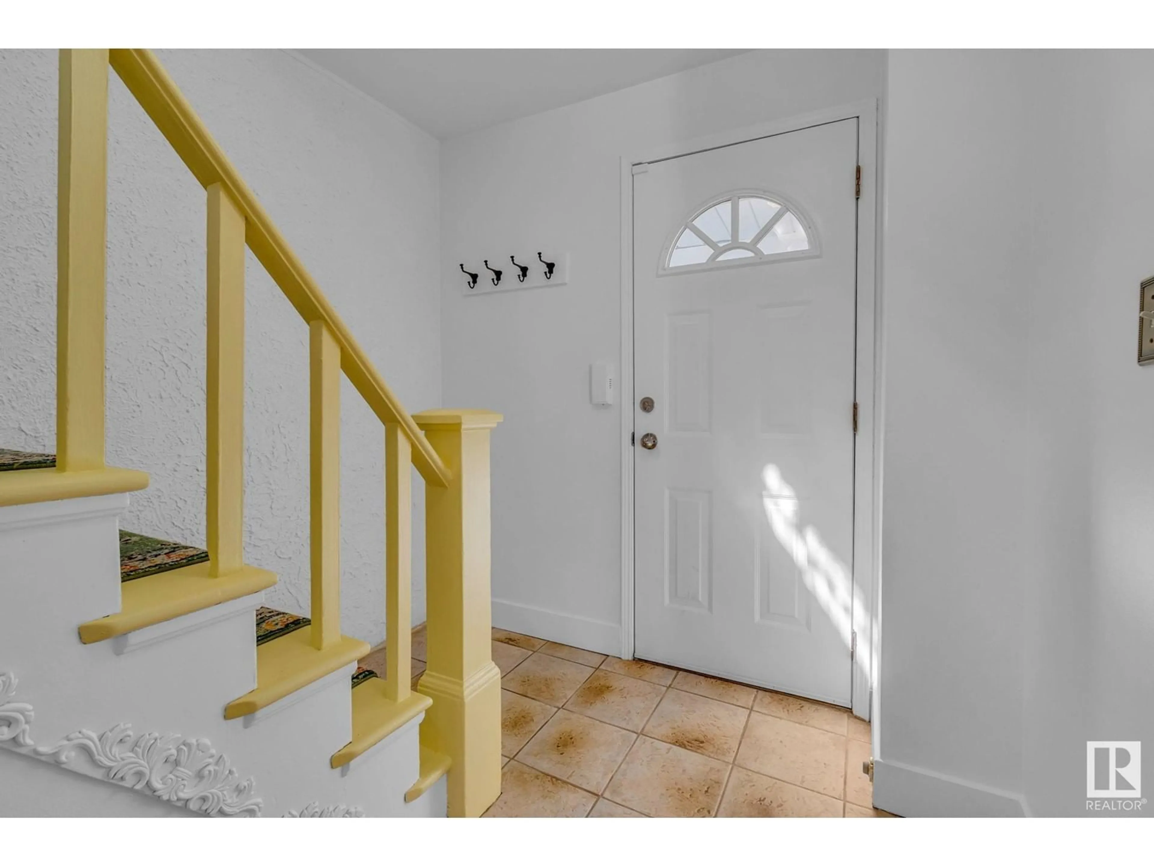Indoor entryway for NW - 10325 81 ST, Edmonton Alberta T6A3K8
