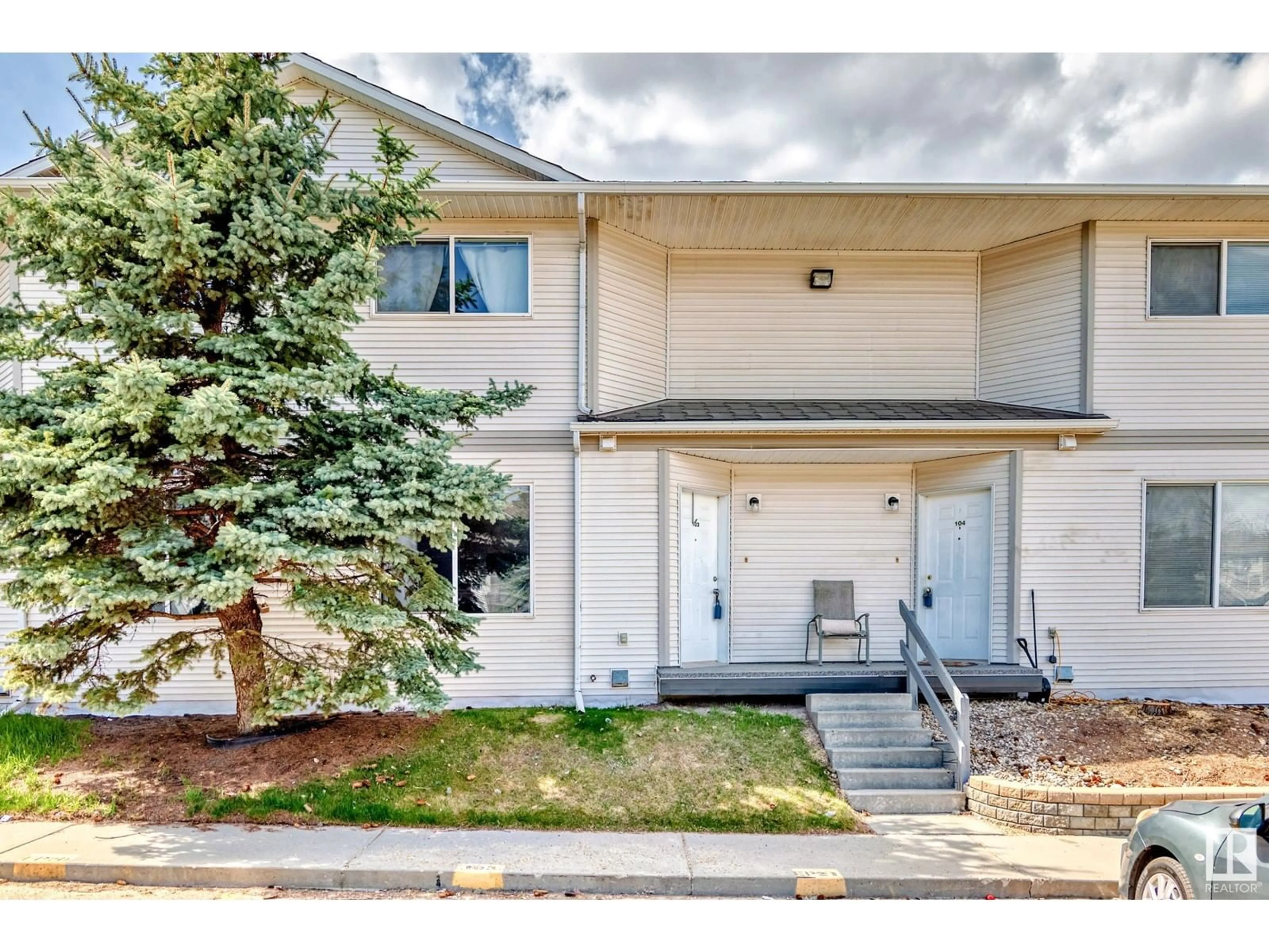 Home with vinyl exterior material, unknown for #103 - 801 BOTHWELL DR, Sherwood Park Alberta T8H2L1