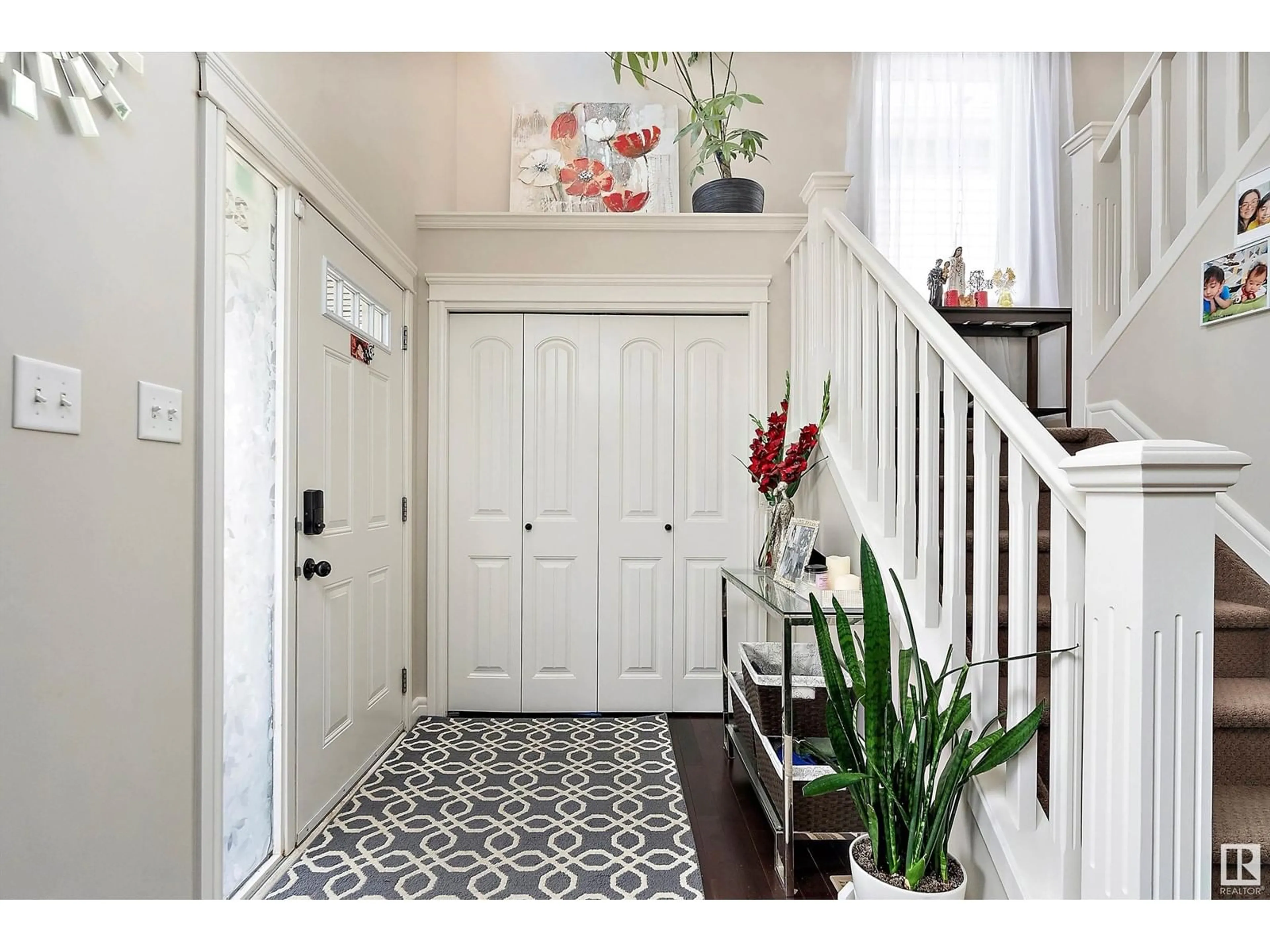 Indoor entryway for SW - 1723 56 ST, Edmonton Alberta T6X0P6