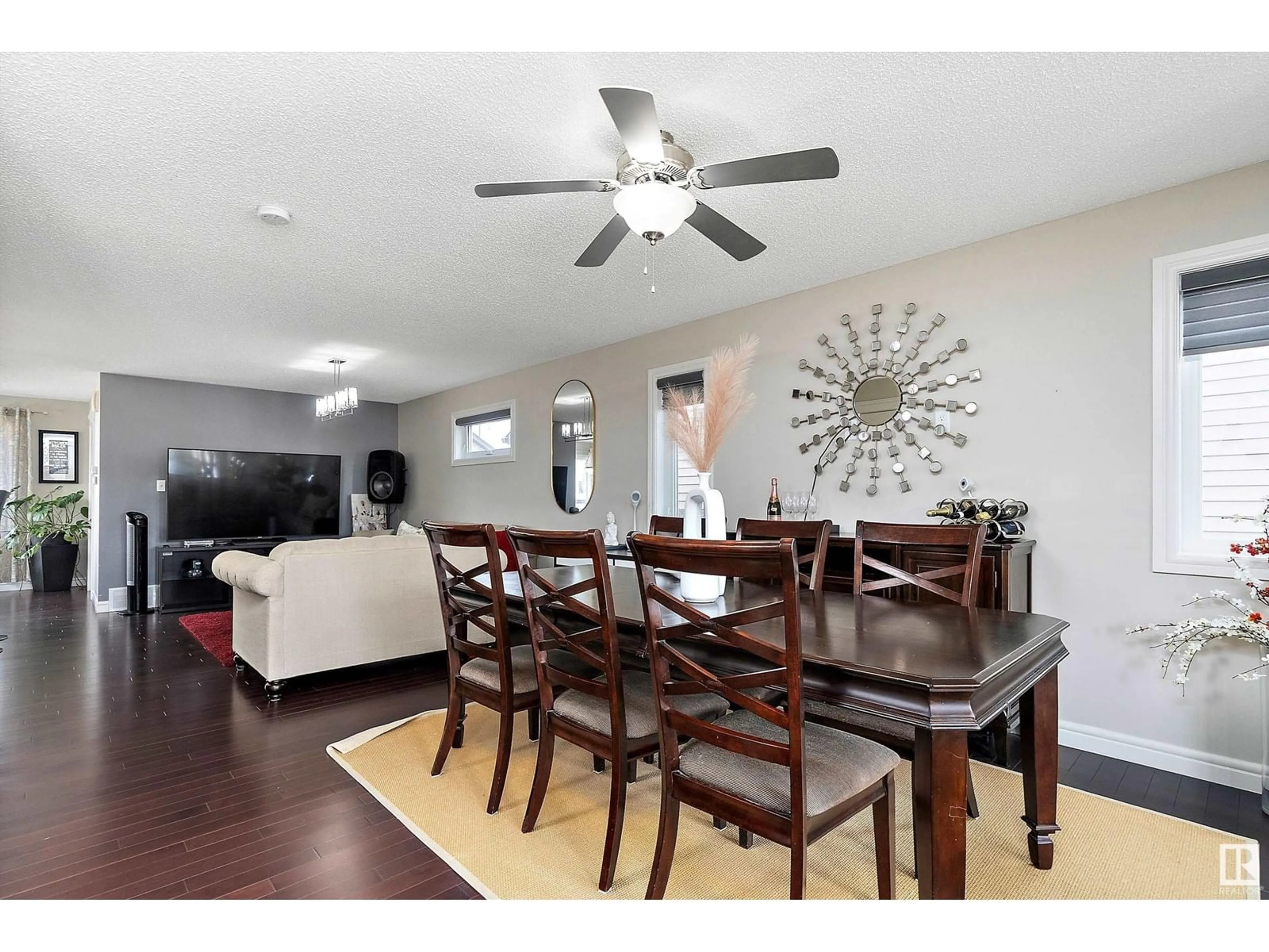Unknown for SW - 1723 56 ST, Edmonton Alberta T6X0P6