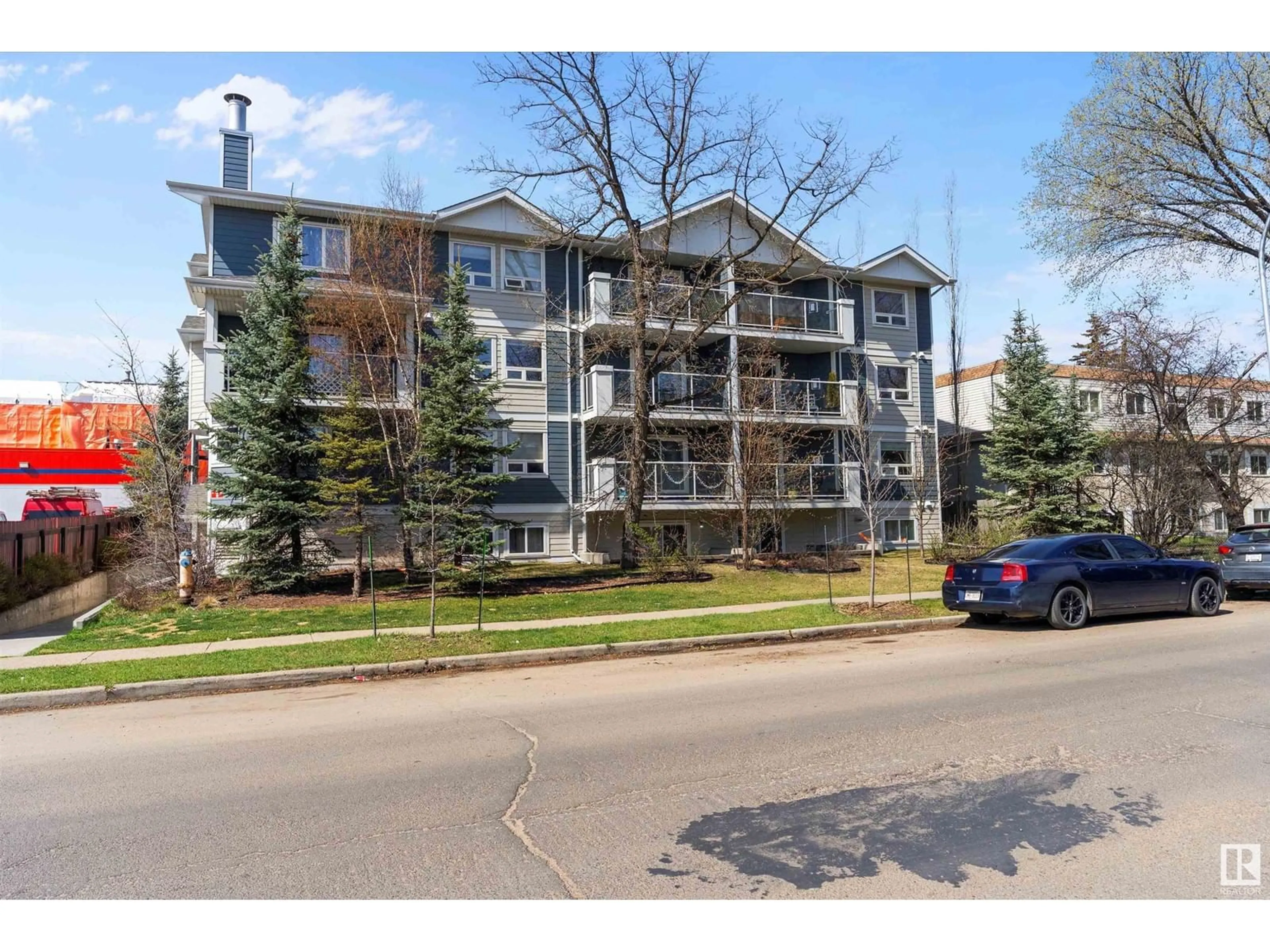 Unknown for 303 - 10710 116 ST NW, Edmonton Alberta T5H3M2