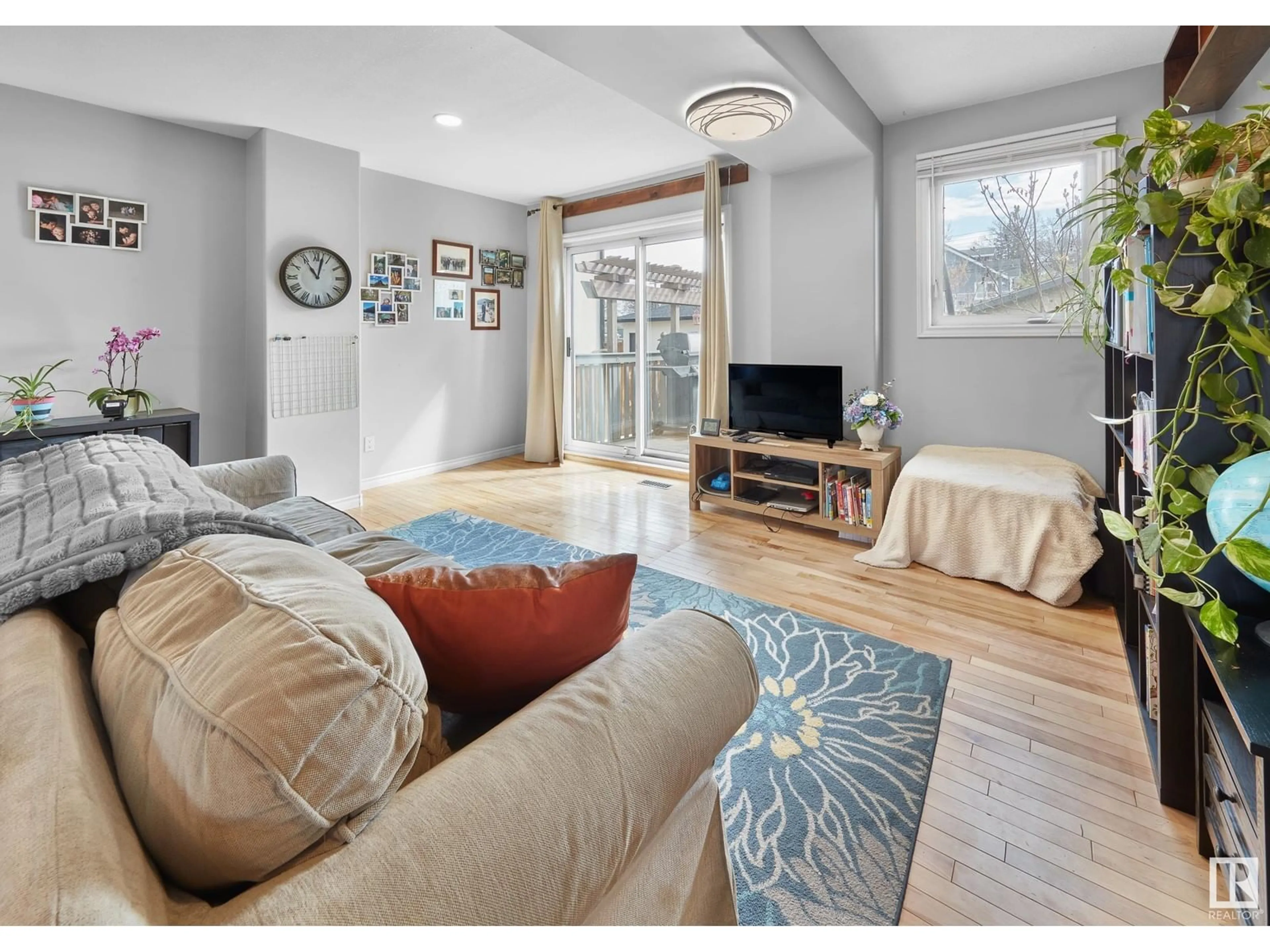 Living room with furniture, unknown for NW - 6327 112 ST, Edmonton Alberta T6H3J7