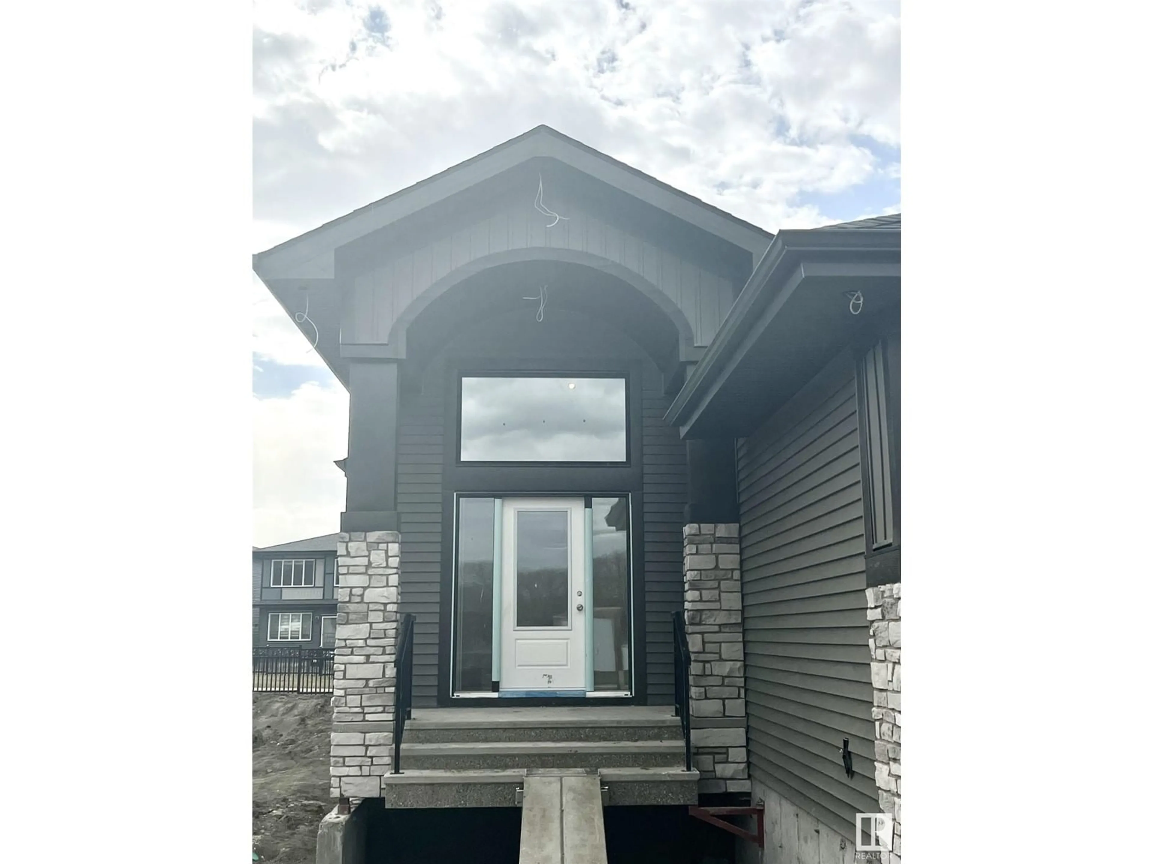 Home with vinyl exterior material, street for 3 SYDWYCK CI, Spruce Grove Alberta T7X0A0