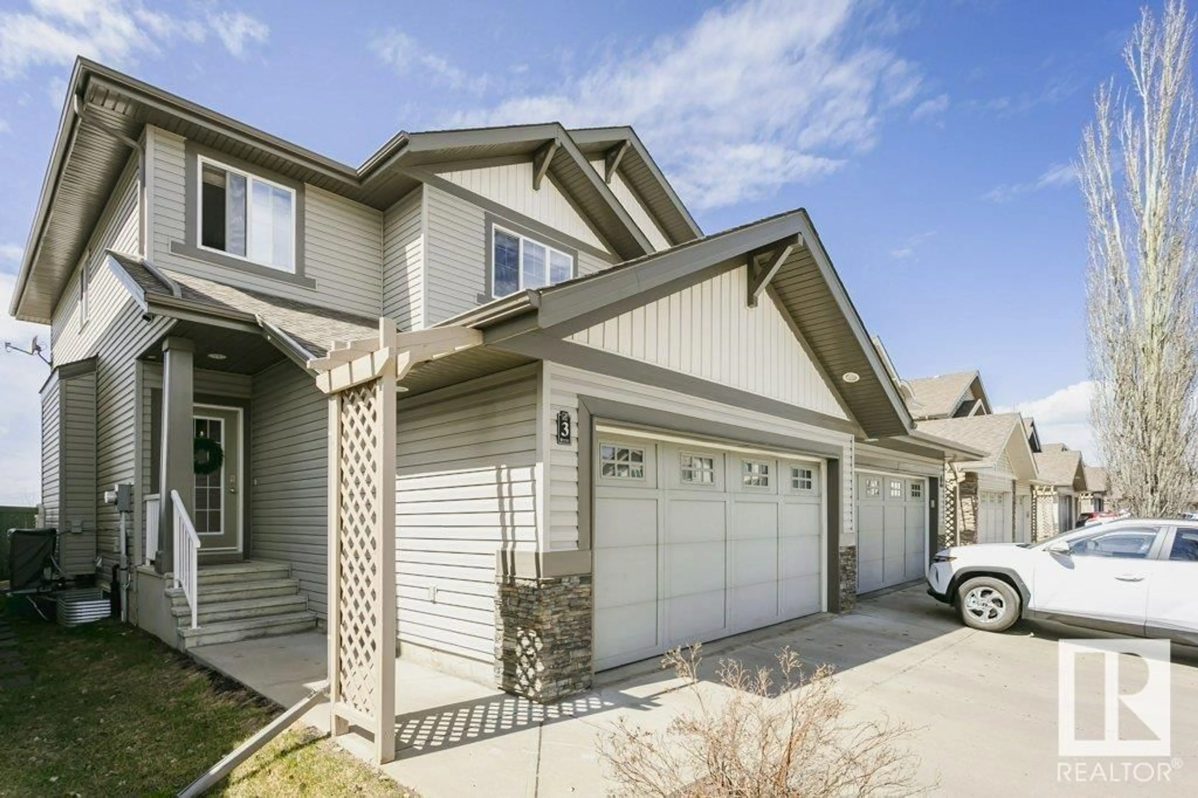 Home with vinyl exterior material, street for #3 - 1901 126 ST, Edmonton Alberta T6W1X3