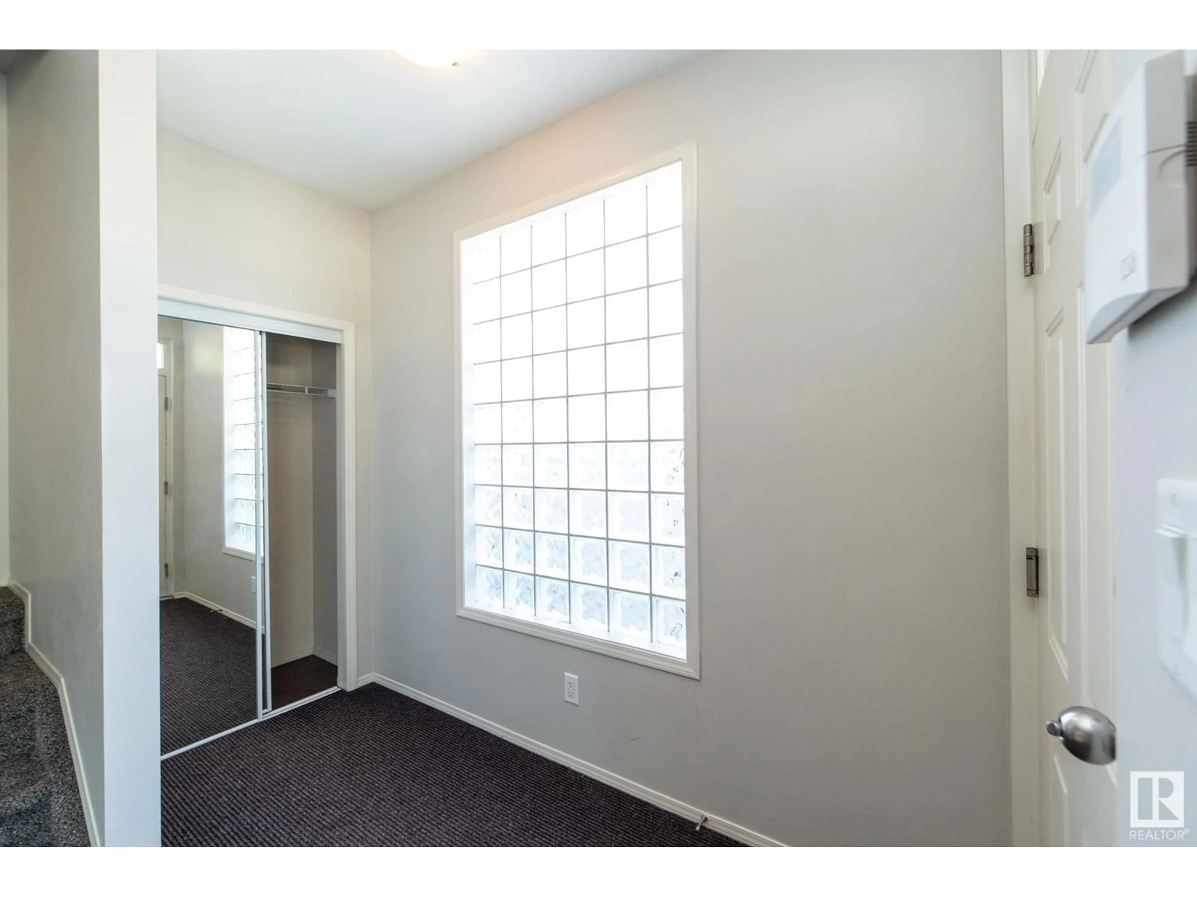 A pic of a room for 10 - 9856 83 AV, Edmonton Alberta T6E0B5