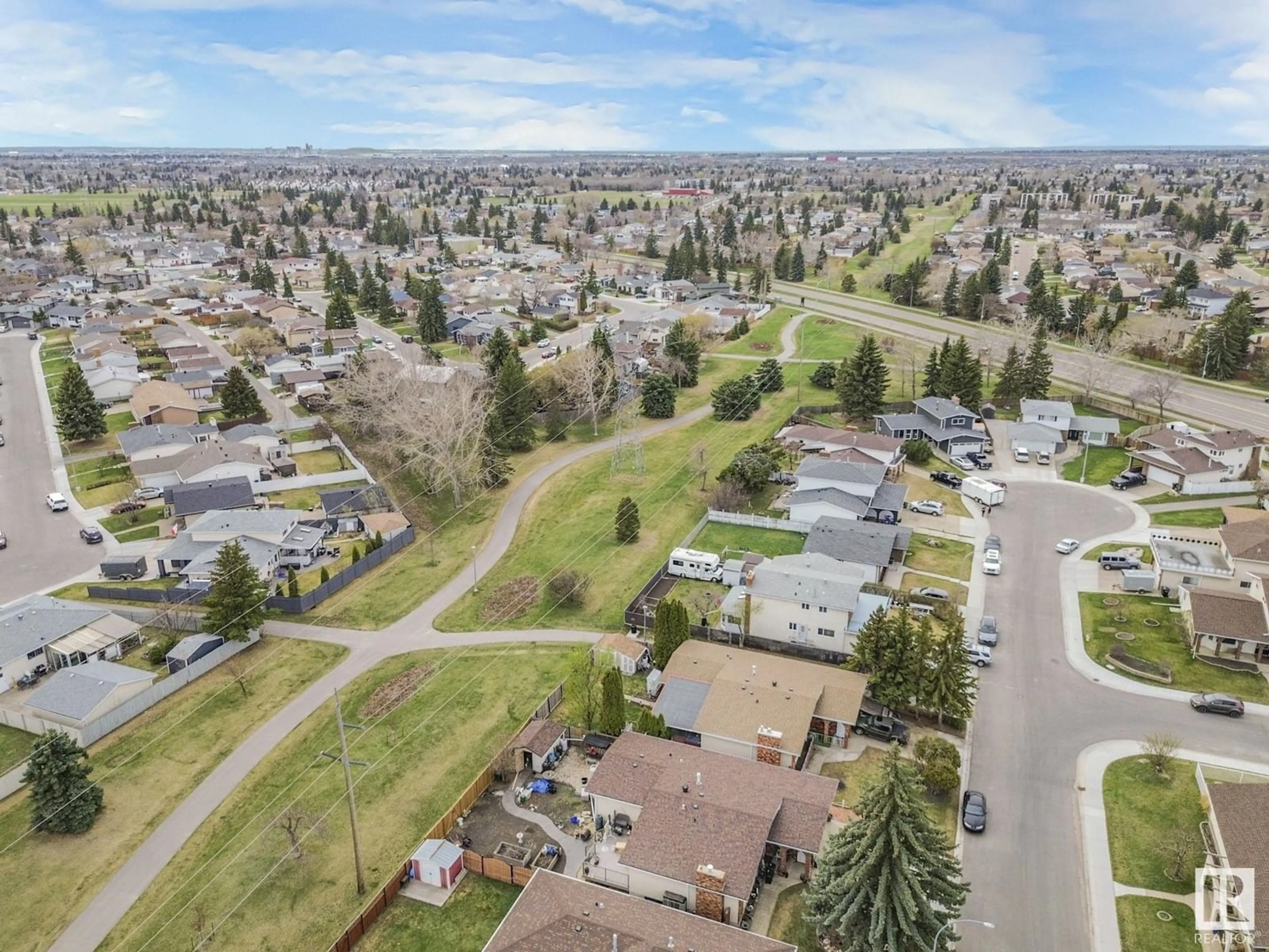 A pic from outside/outdoor area/front of a property/back of a property/a pic from drone, mountain view for 11072 165 AV, Edmonton Alberta T5X2C1