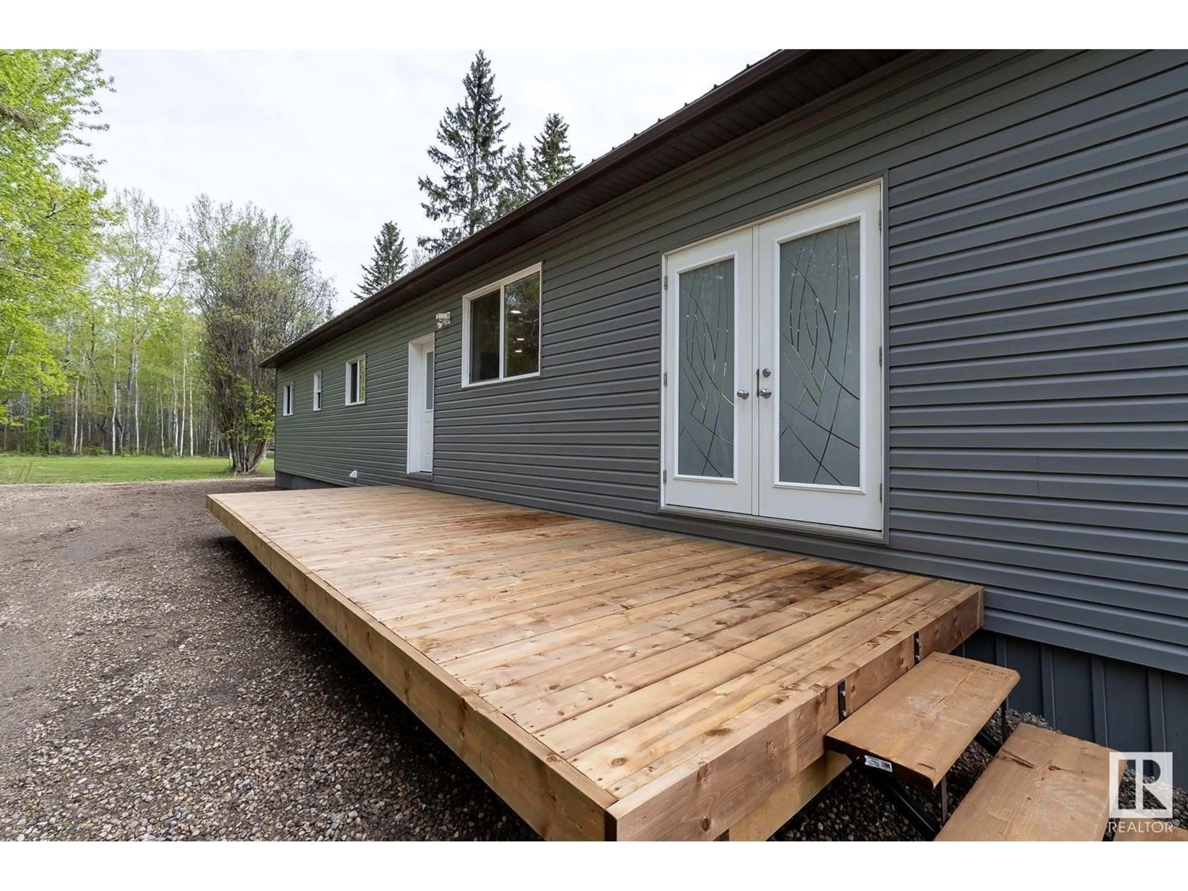 Unknown for 305 3 ST, Rural Lac Ste. Anne County Alberta T0A0E0