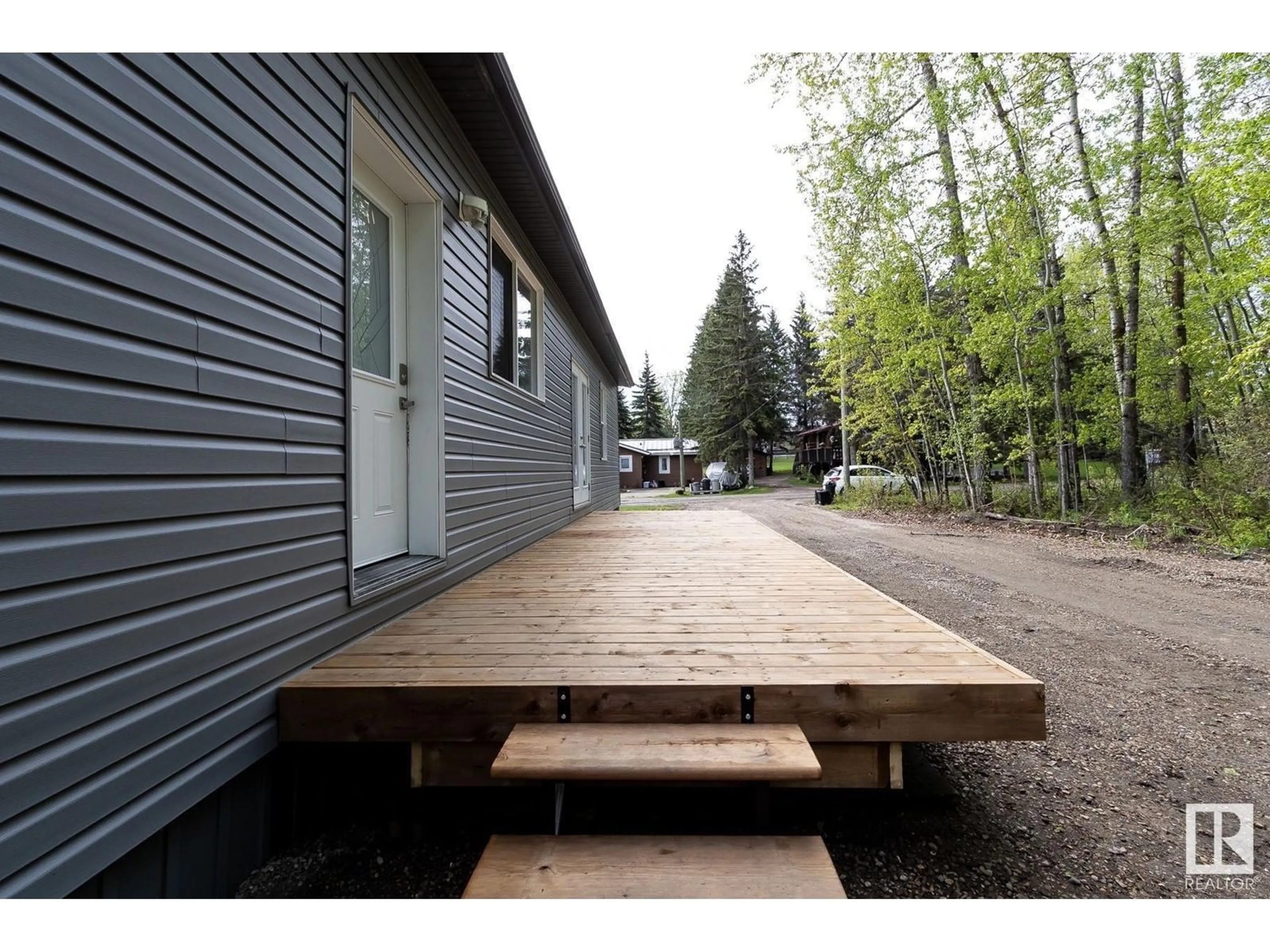 Patio, street for 305 3 ST, Rural Lac Ste. Anne County Alberta T0A0E0