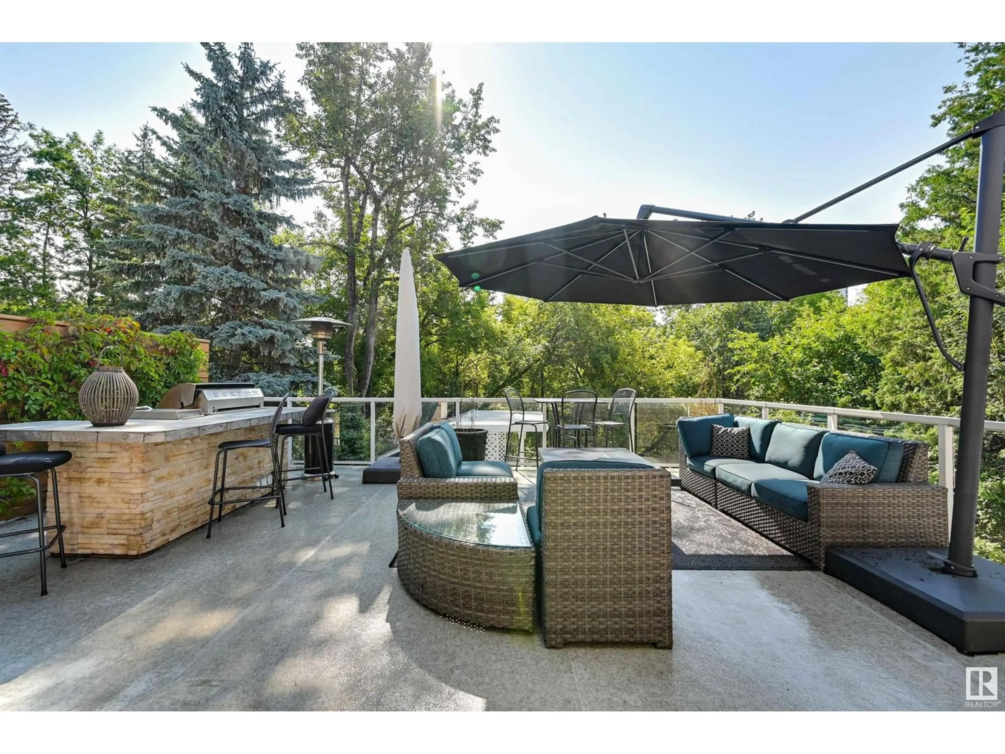 Patio, unknown for 10347 VILLA AV, Edmonton Alberta T5N3T9