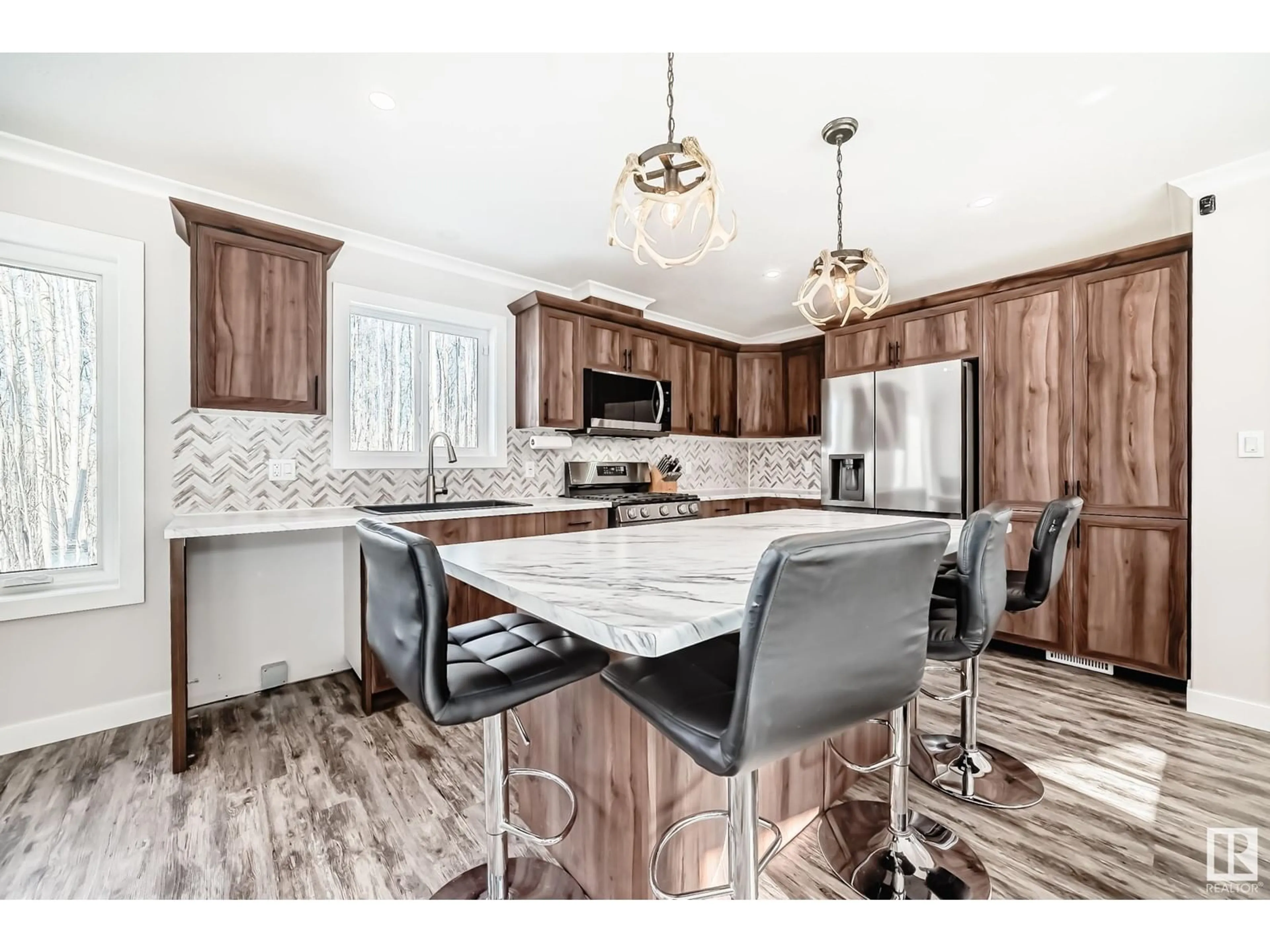 Open concept kitchen, ceramic/tile floor for 473060 - 304 RGE RD 280 RGE RD, Rural Wetaskiwin County Alberta T0C2C0
