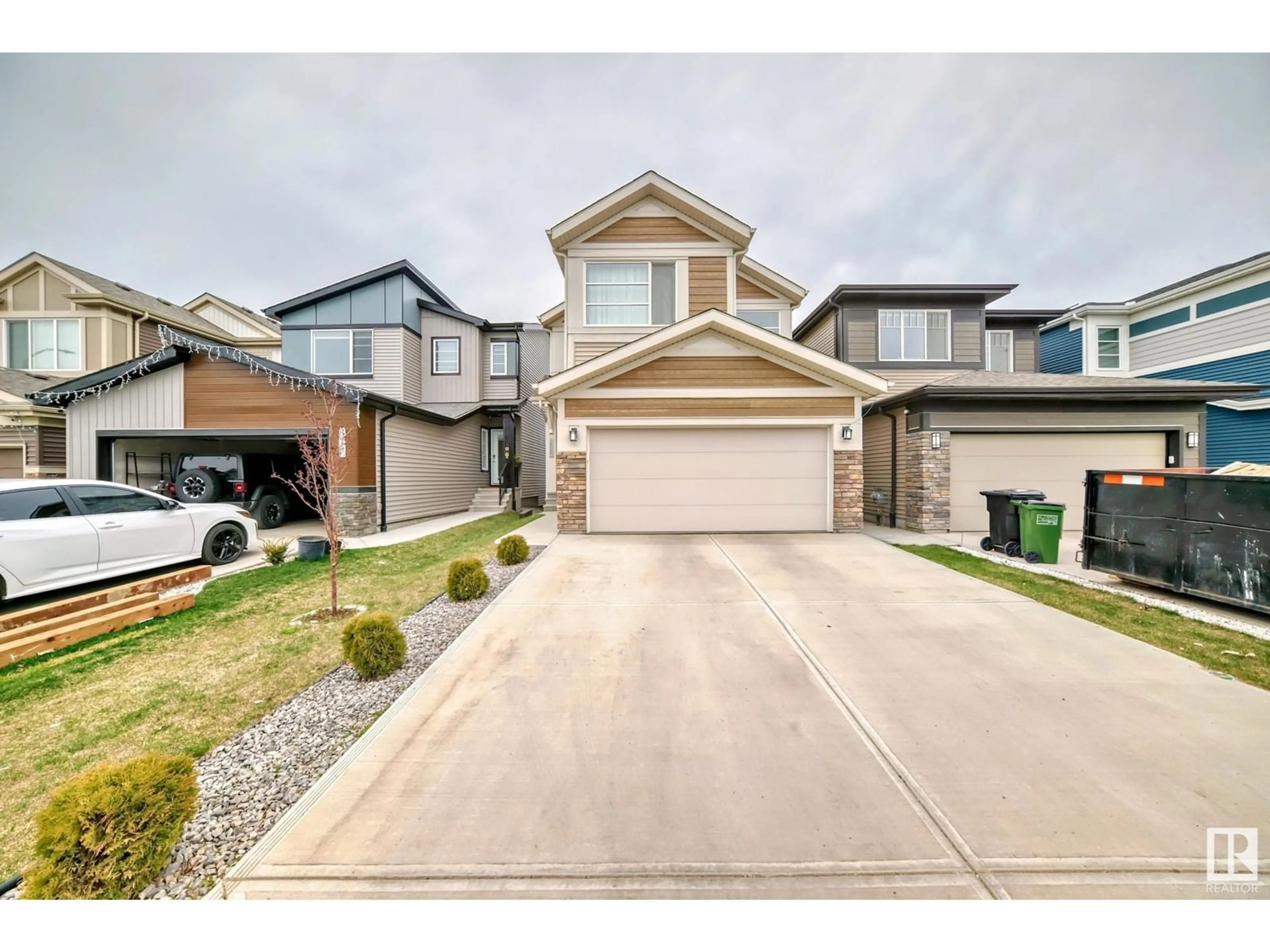 Unknown for SW - 3608 6 AV, Edmonton Alberta T6X2Y3