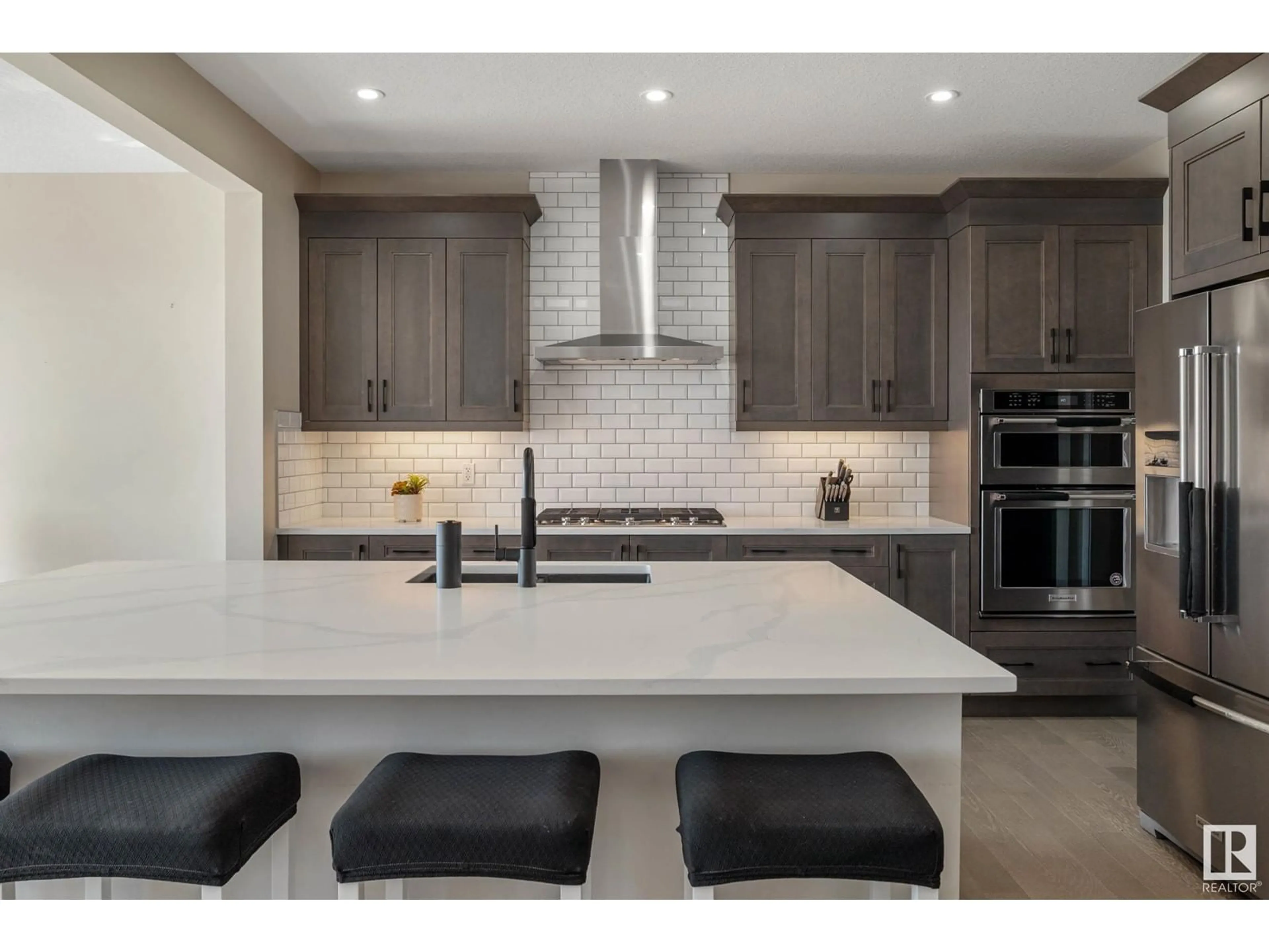 Contemporary kitchen, ceramic/tile floor for 22357 92A AV, Edmonton Alberta T5T7P3