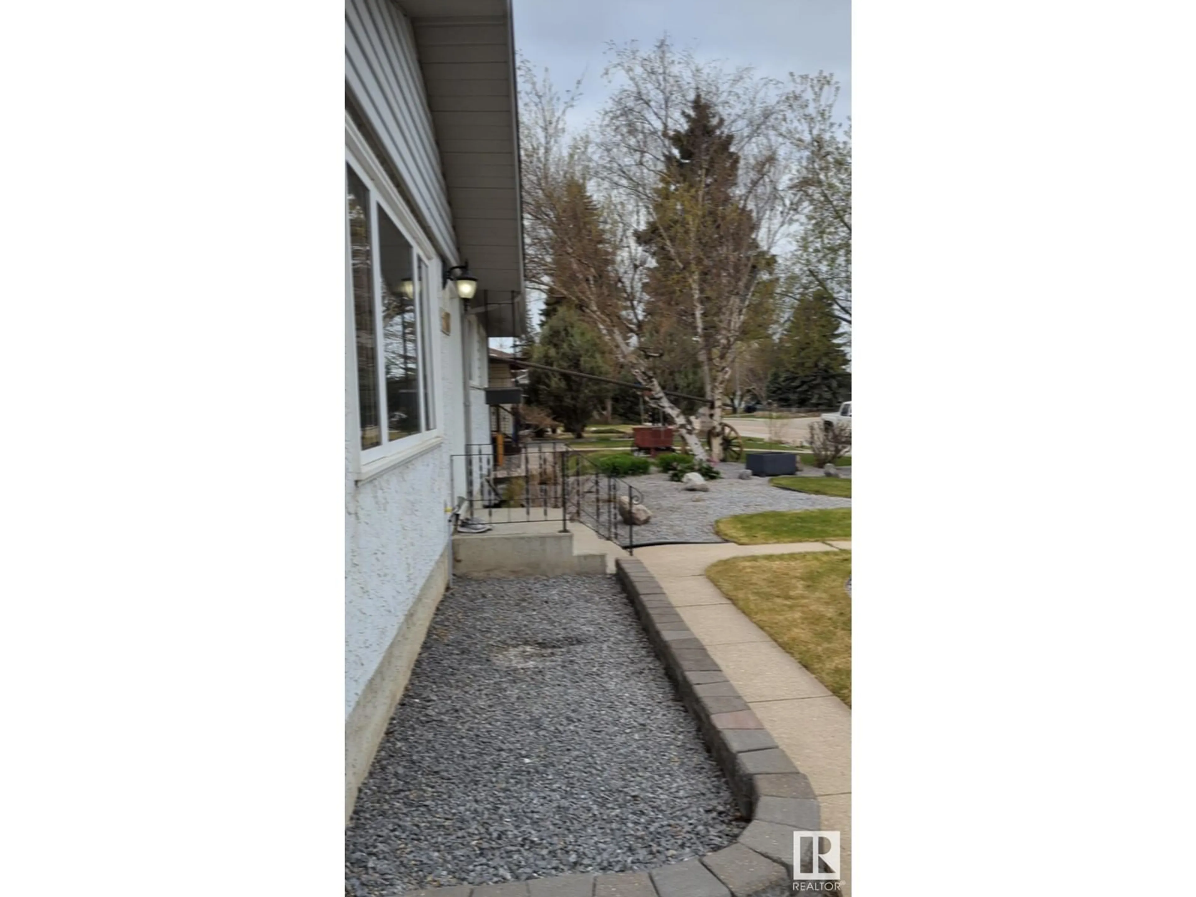 Patio, street for 5107 103 AV, Edmonton Alberta T6A0T1