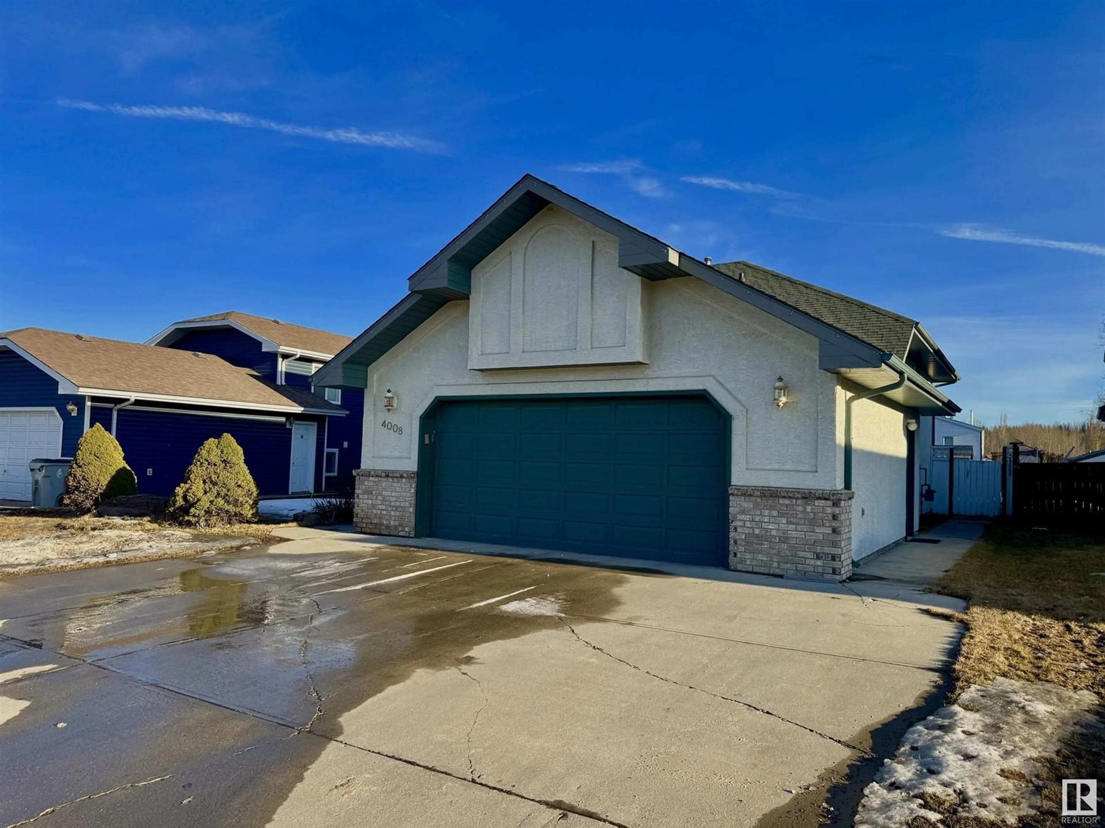 Unknown for 4008 55 AV, Whitecourt Alberta T7S1C5