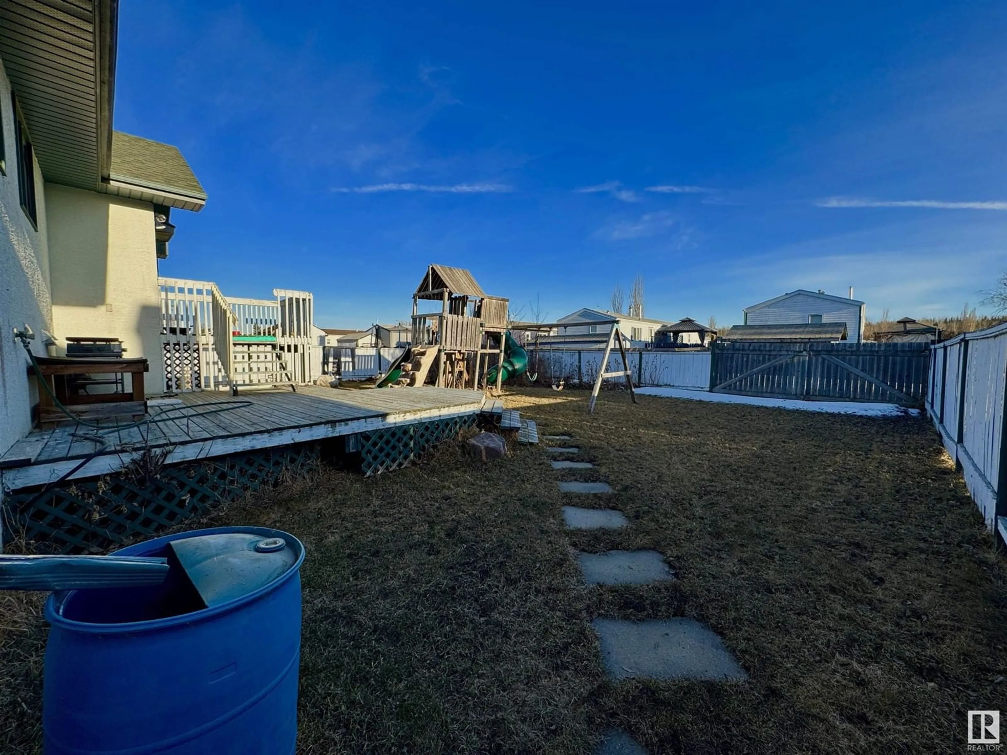 Patio, water/lake/river/ocean view for 4008 55 AV, Whitecourt Alberta T7S1C5