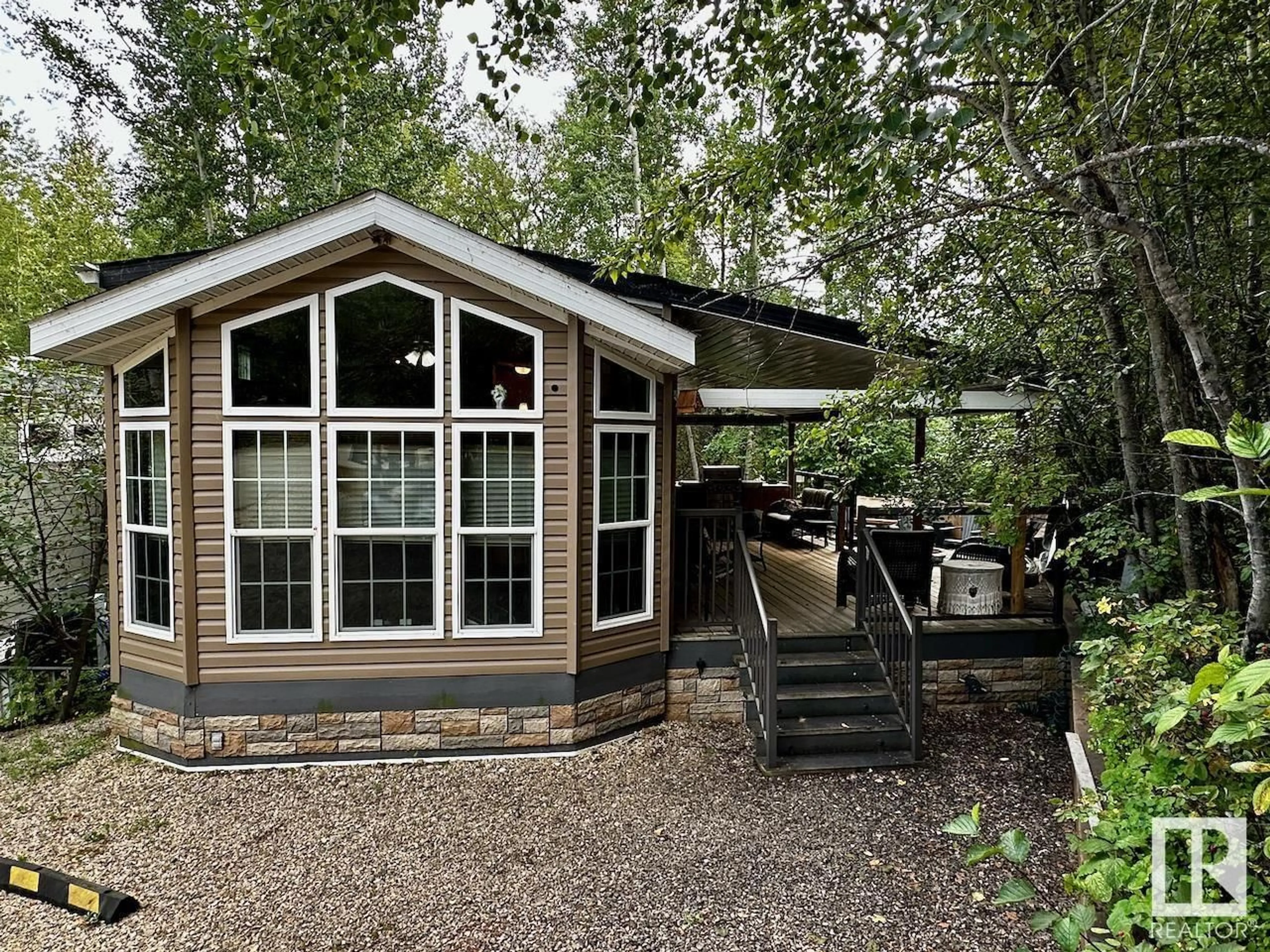 Home with vinyl exterior material, unknown for 53213 - 47 A HIGHWAY 31, Rural Parkland County Alberta T0E2B0