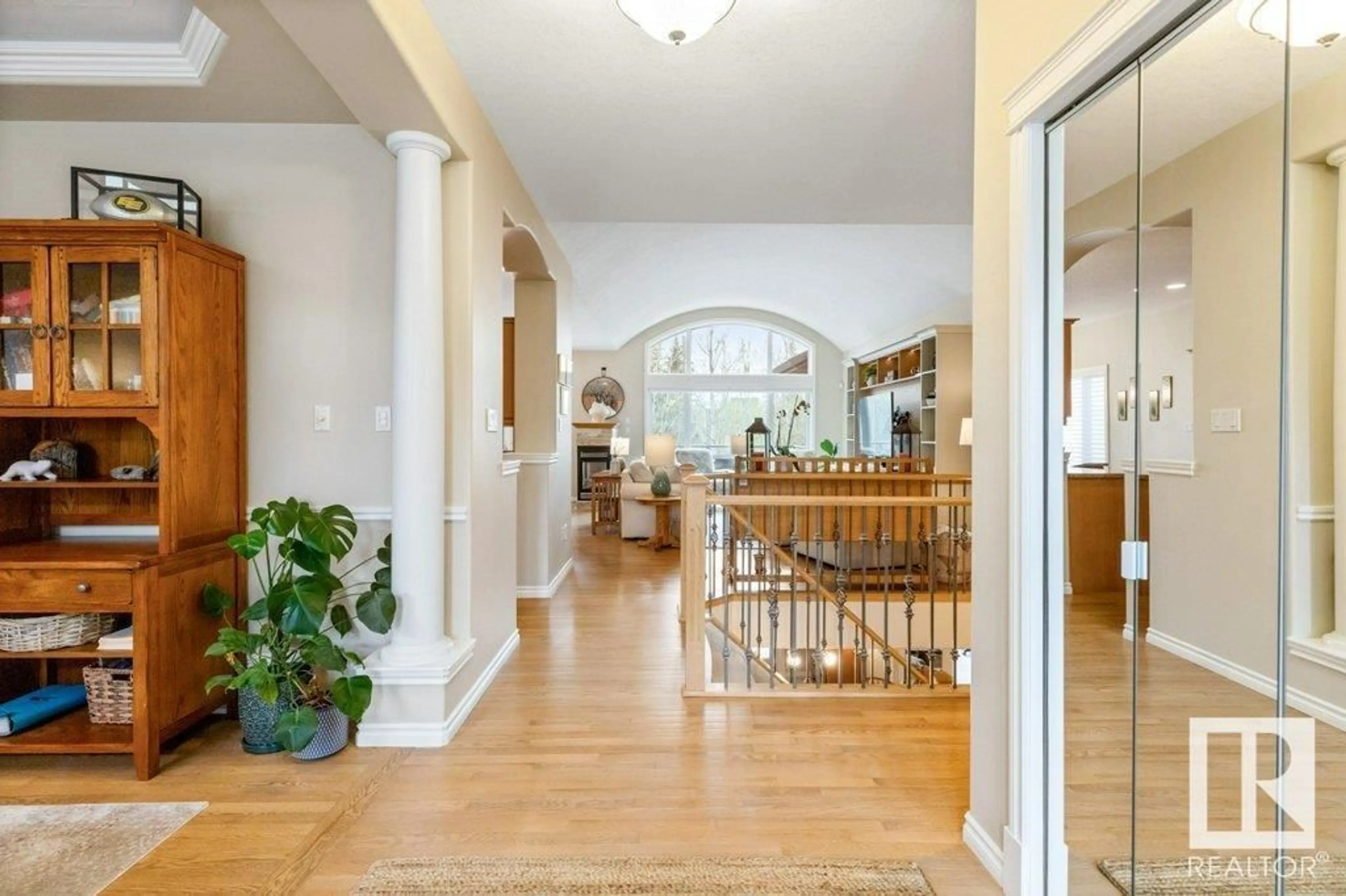 Indoor entryway for 1410 RUTHERFORD CO, Edmonton Alberta T6W1H7