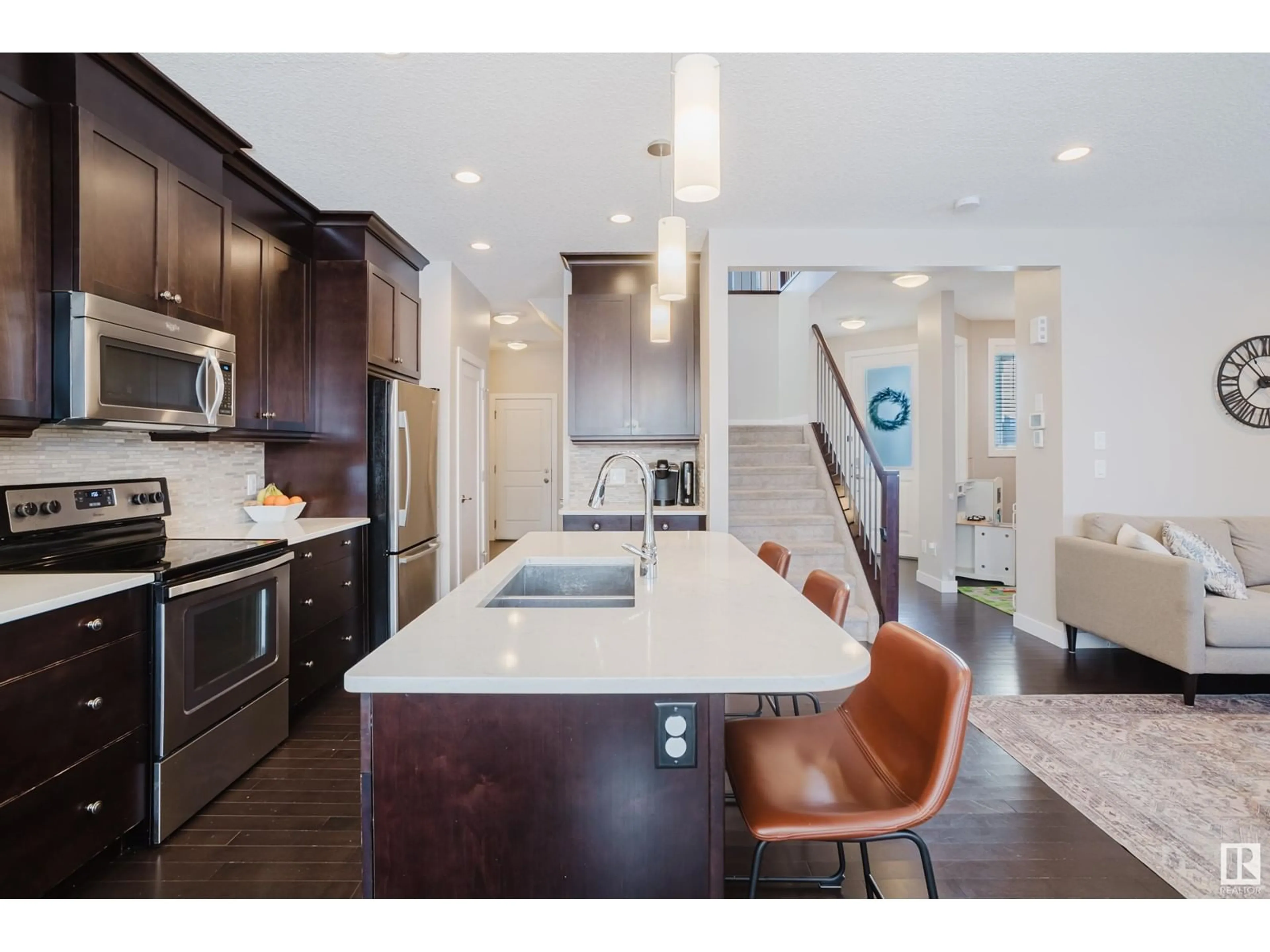 Open concept kitchen, unknown for 12 SPRING CV, Spruce Grove Alberta T7X0L5