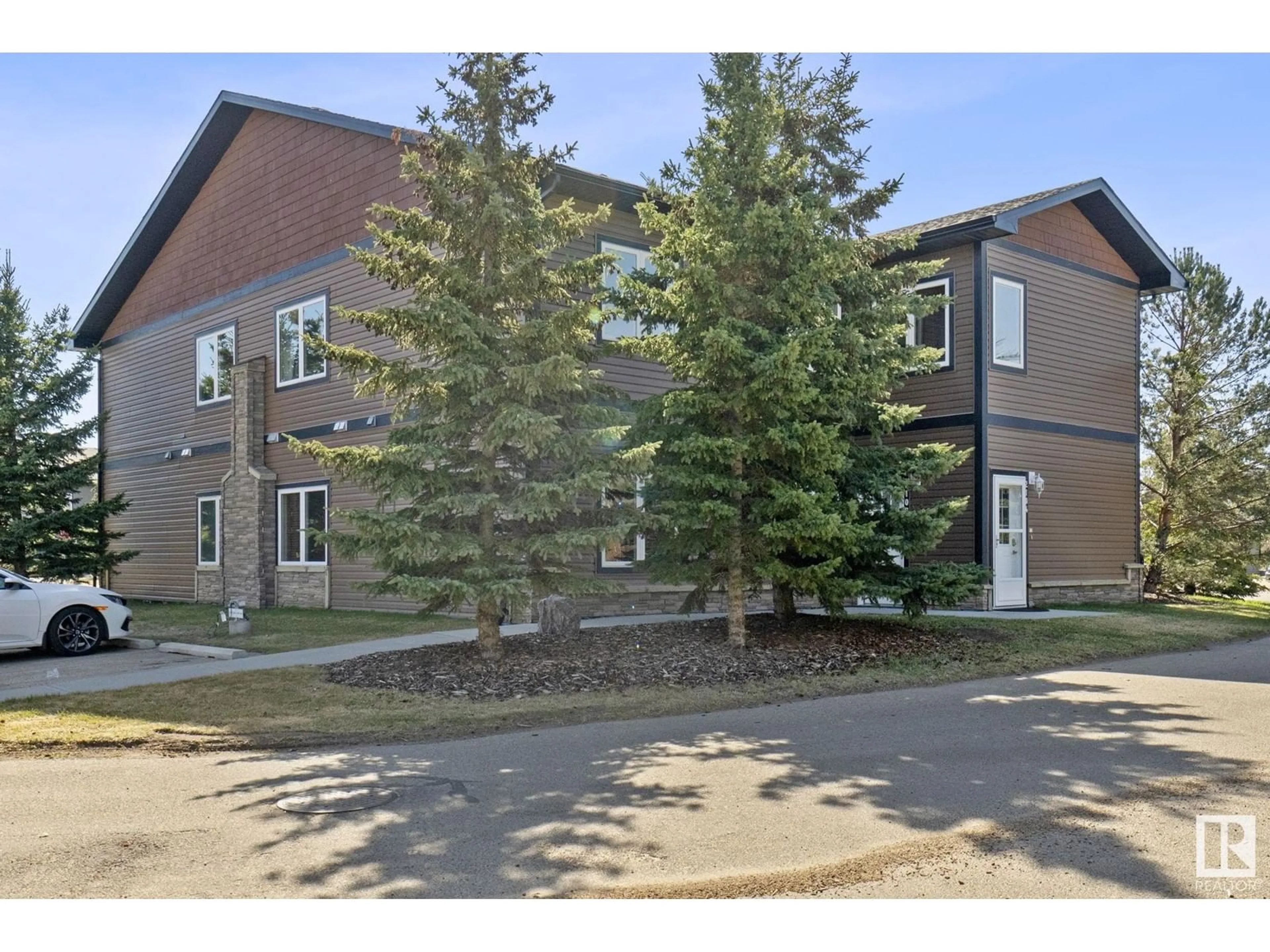 Unknown for 2102 GRAYBRIAR GR, Stony Plain Alberta T7Z0G1
