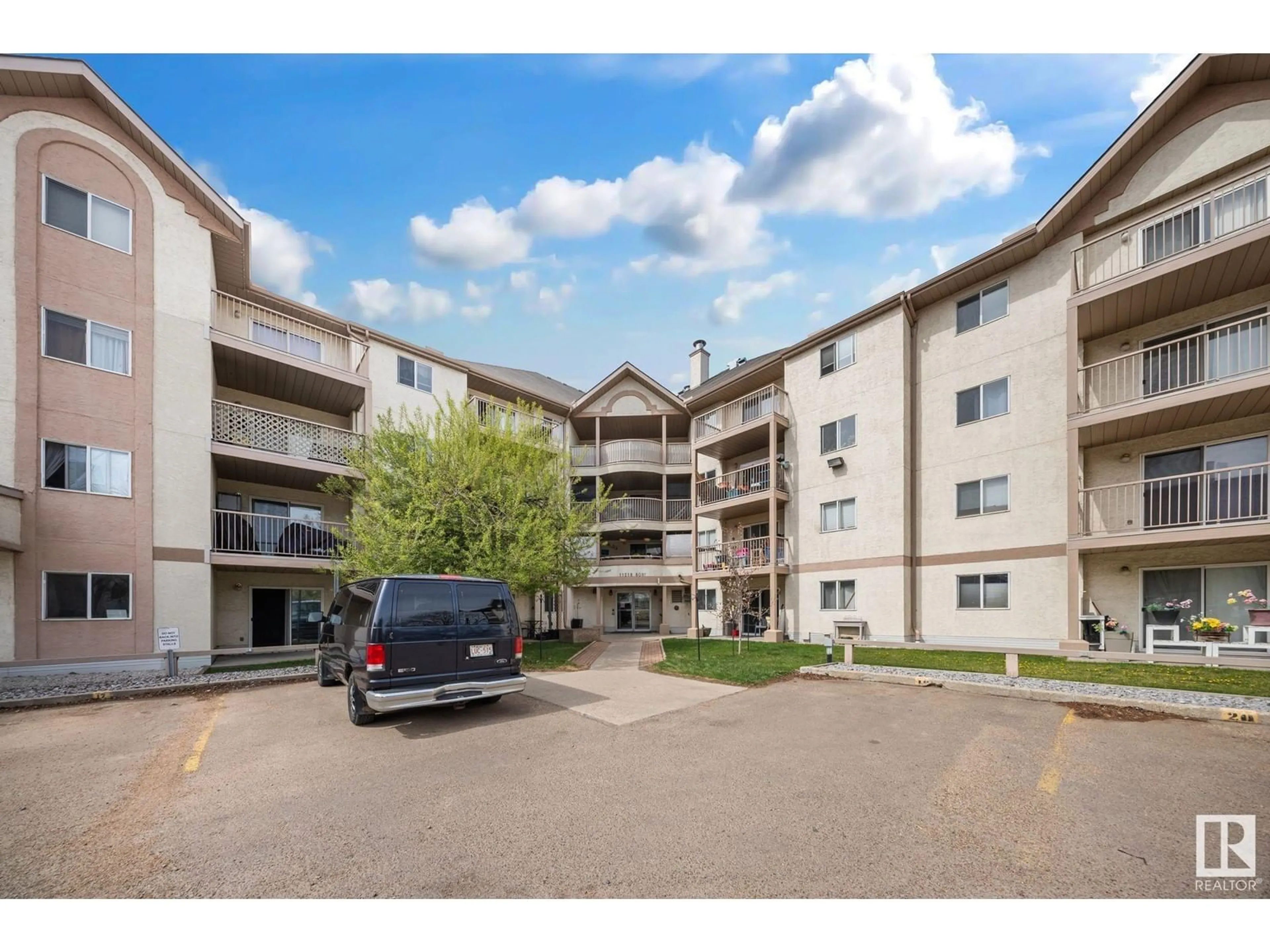 Unknown for #403 - 11218 80 ST, Edmonton Alberta T5B4V9