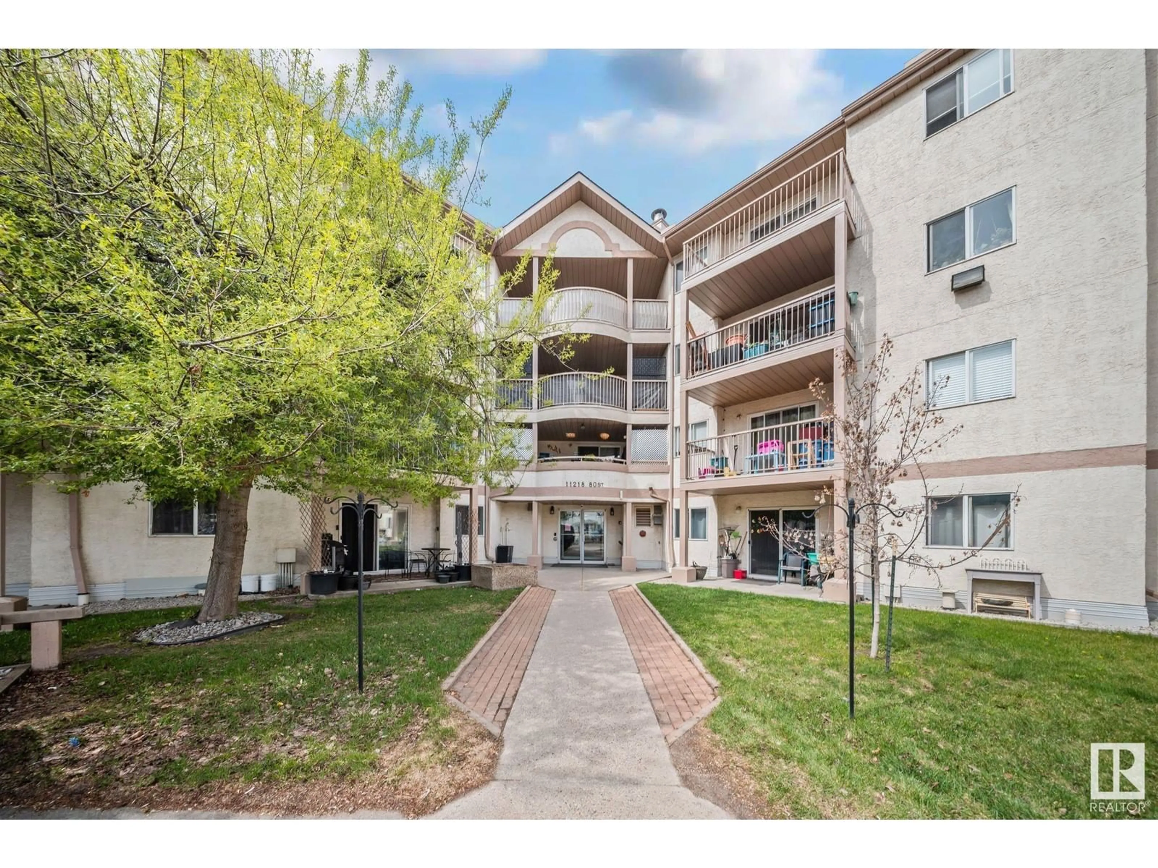Patio, unknown for #403 - 11218 80 ST, Edmonton Alberta T5B4V9