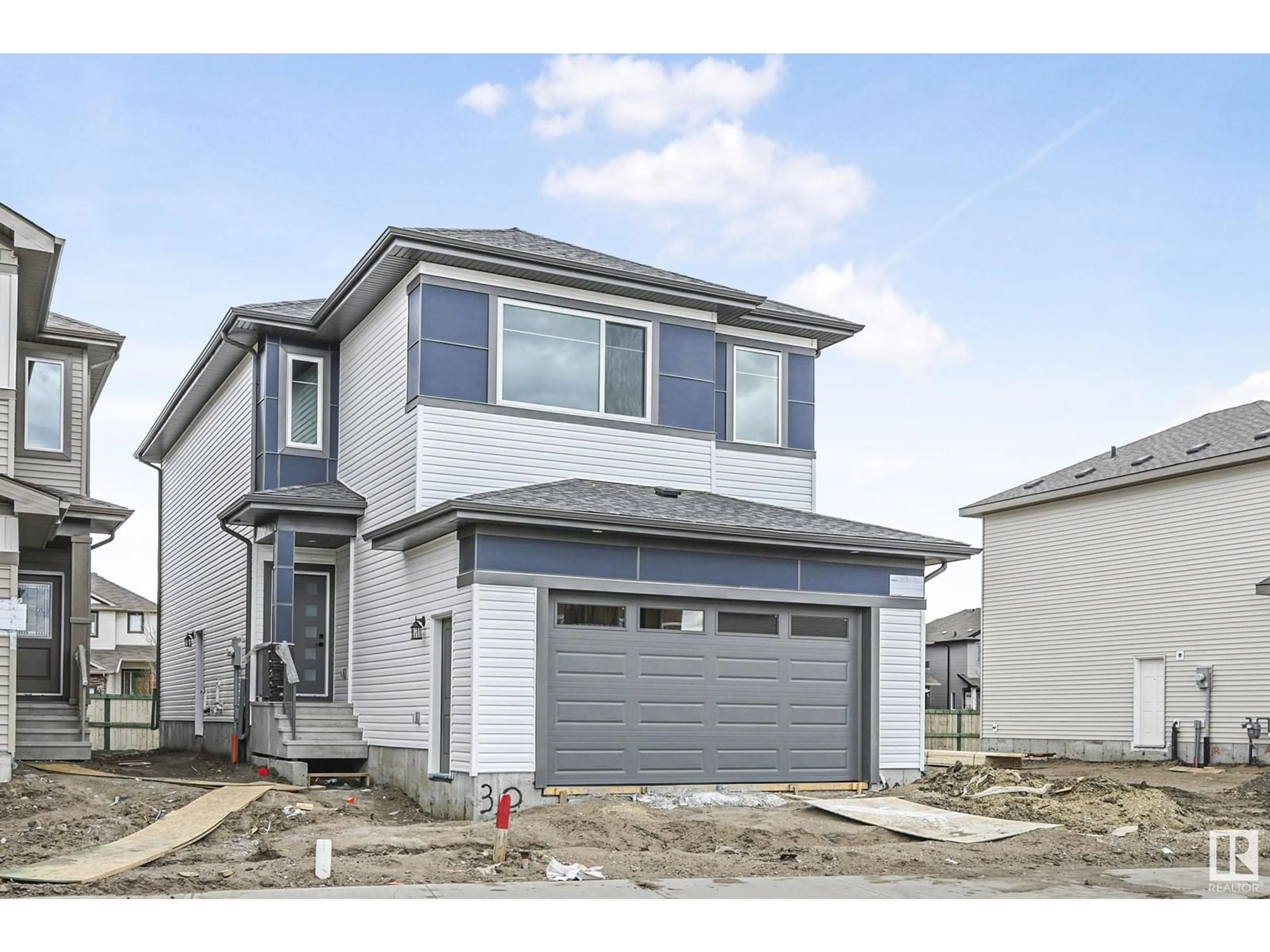 Home with vinyl exterior material, street for 30 FICUS WY, Fort Saskatchewan Alberta T8L0Z6