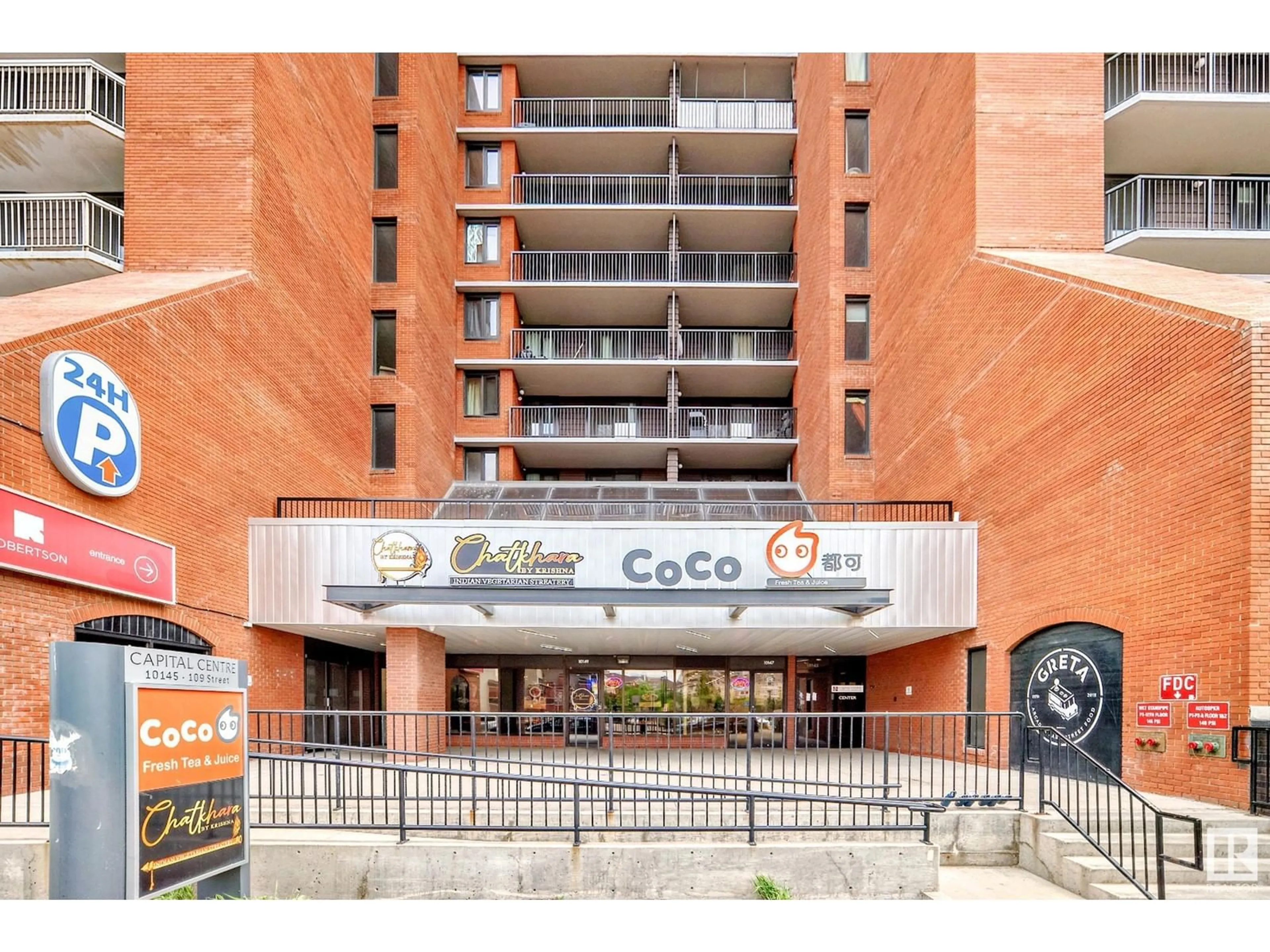 Indoor foyer for 407 - 10145 109 ST, Edmonton Alberta T5J3M5