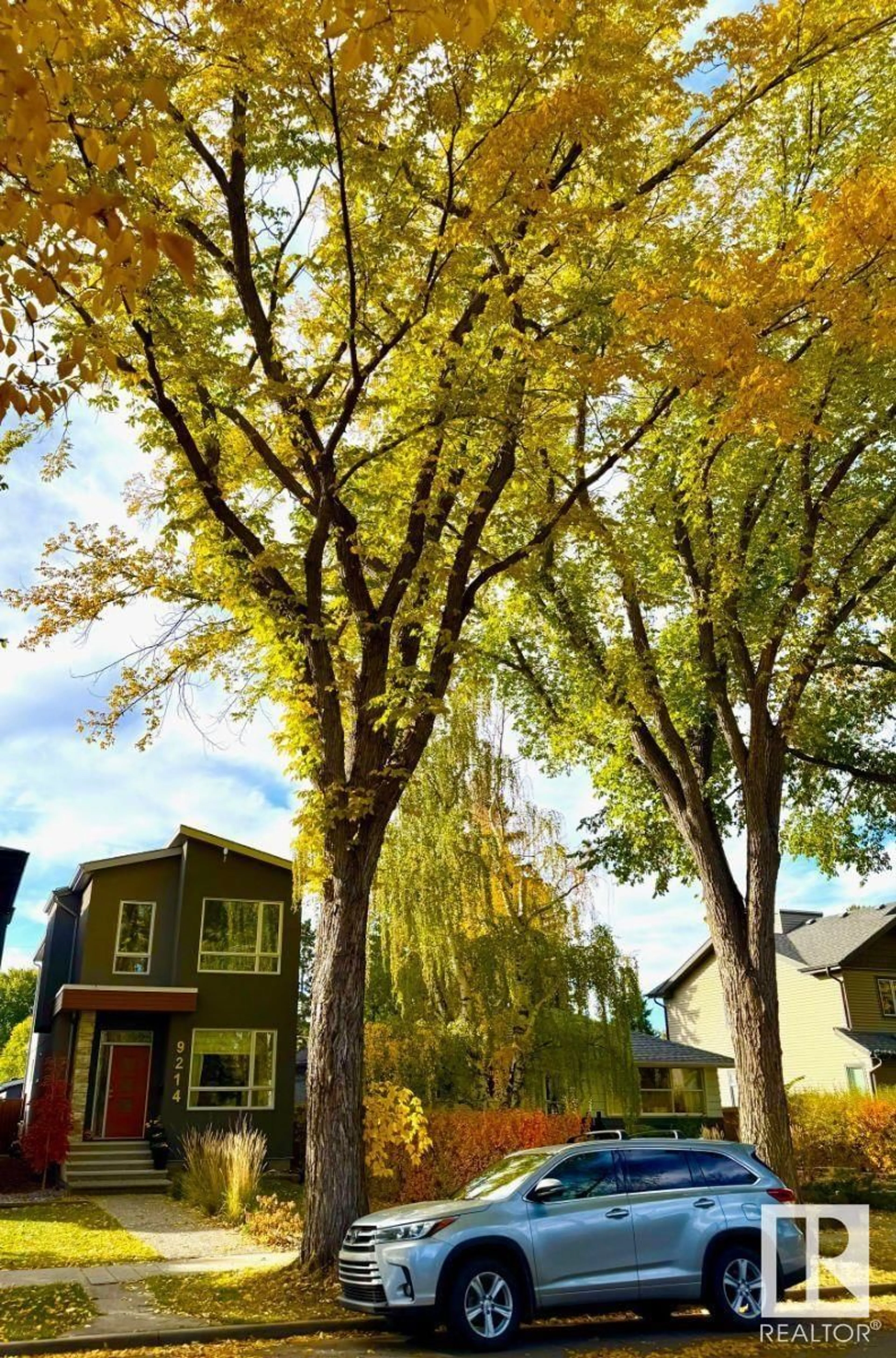 Unknown for 9214 81 ST, Edmonton Alberta T6C2W3