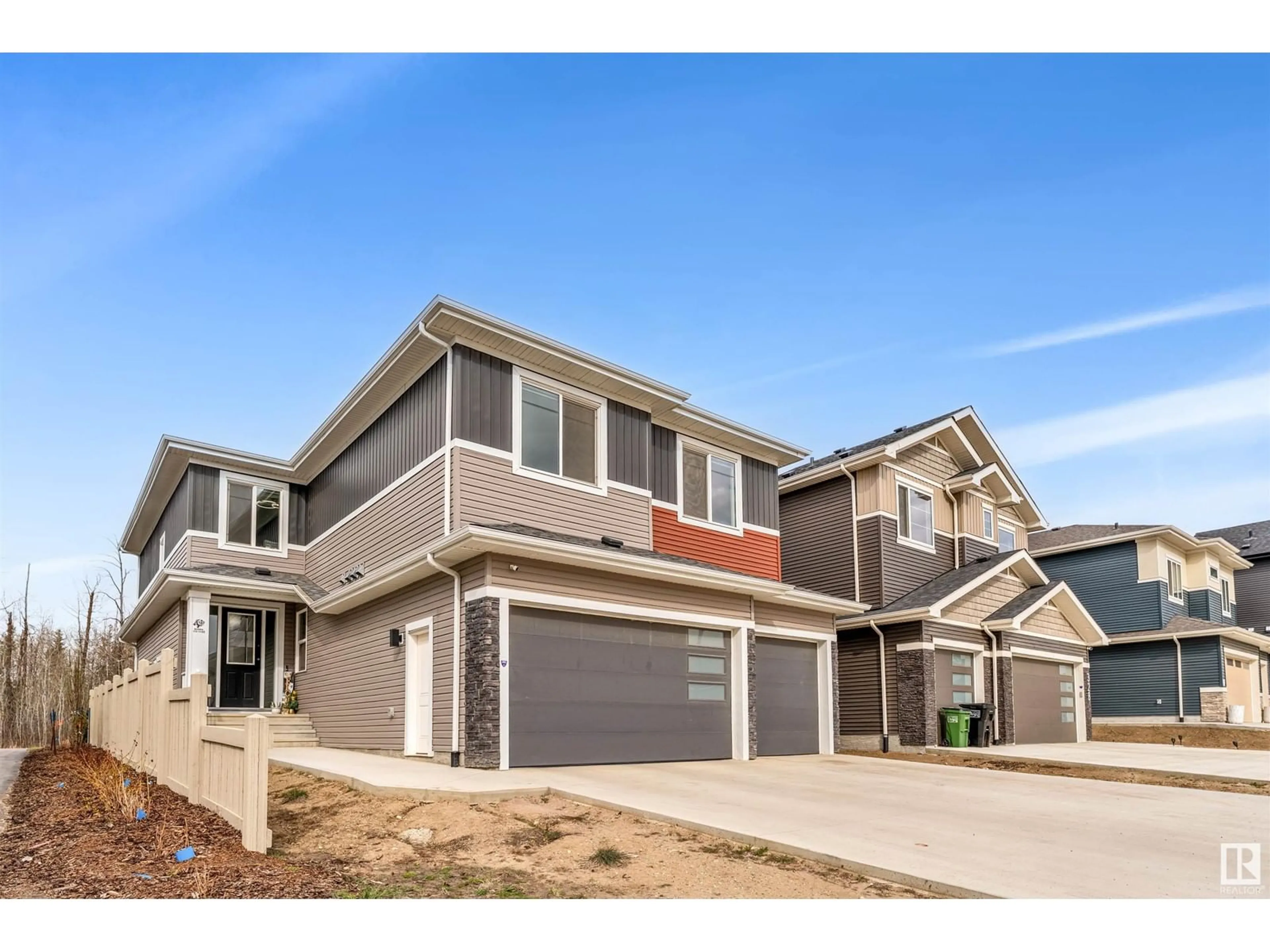Unknown for 332 33 AV, Edmonton Alberta T6T2S9