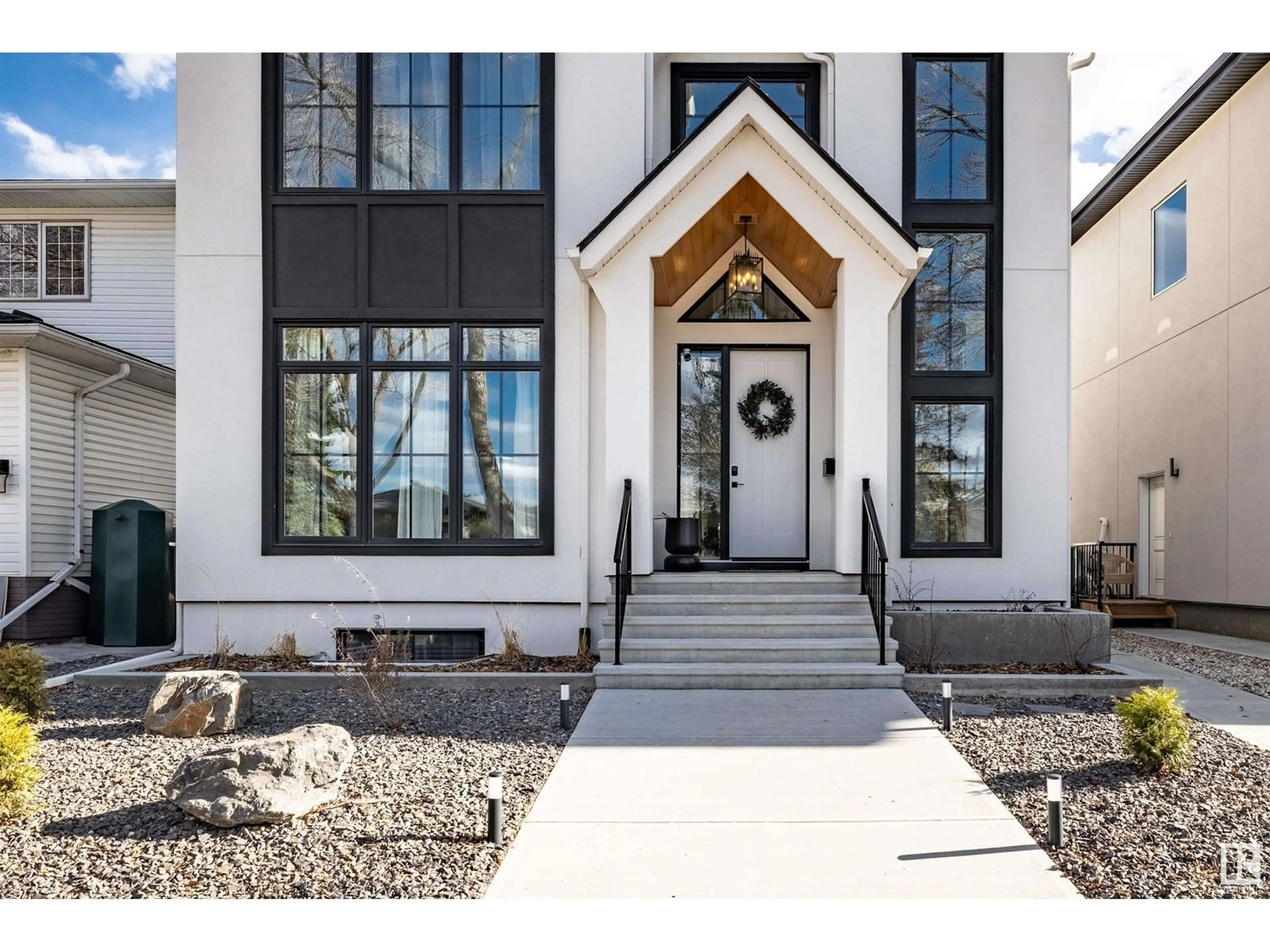 Indoor entryway for NW - 6535 112A ST, Edmonton Alberta T6H4R4