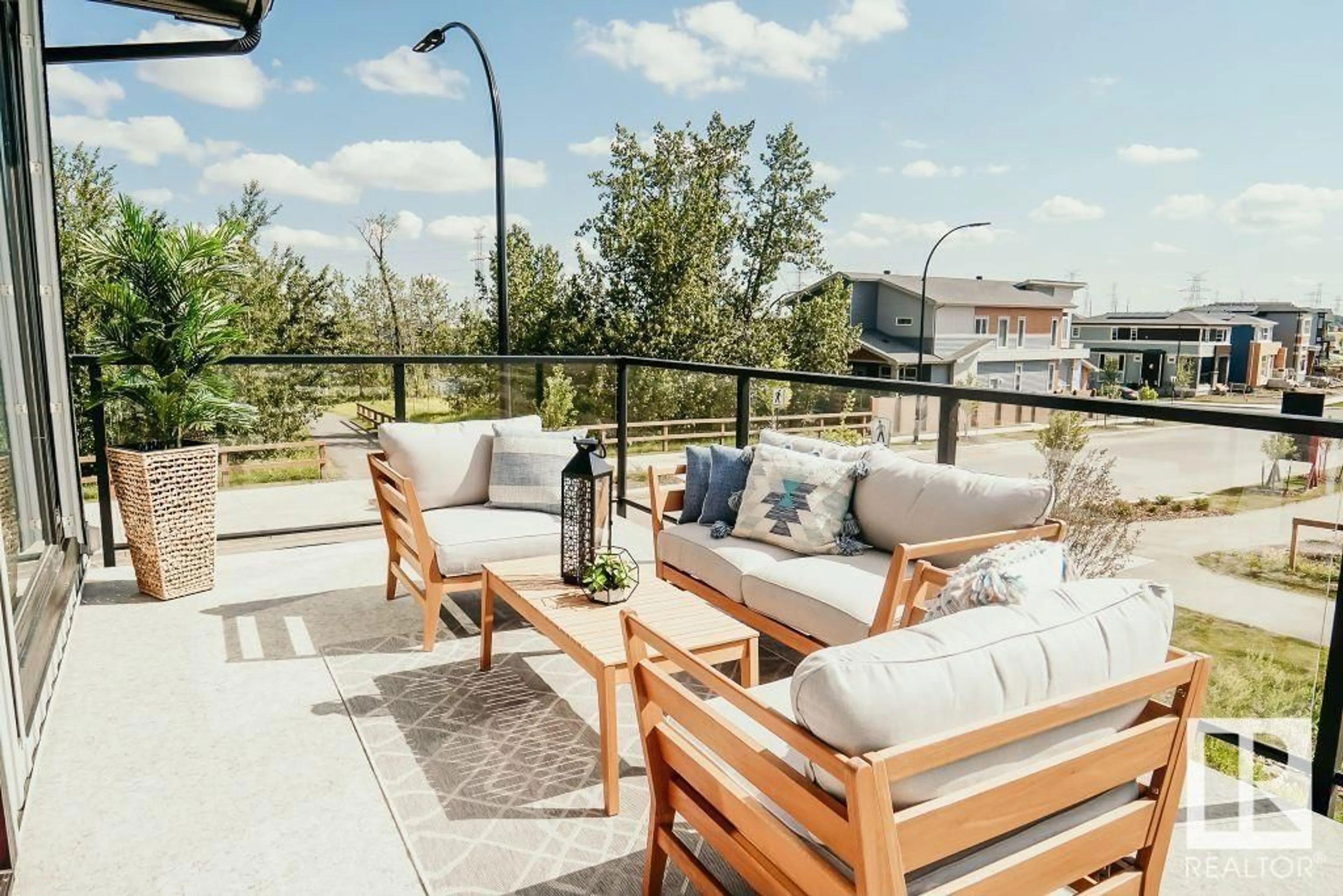 Patio, unknown for SW - 7505 KLAPSTEIN LI, Edmonton Alberta T6W5N5