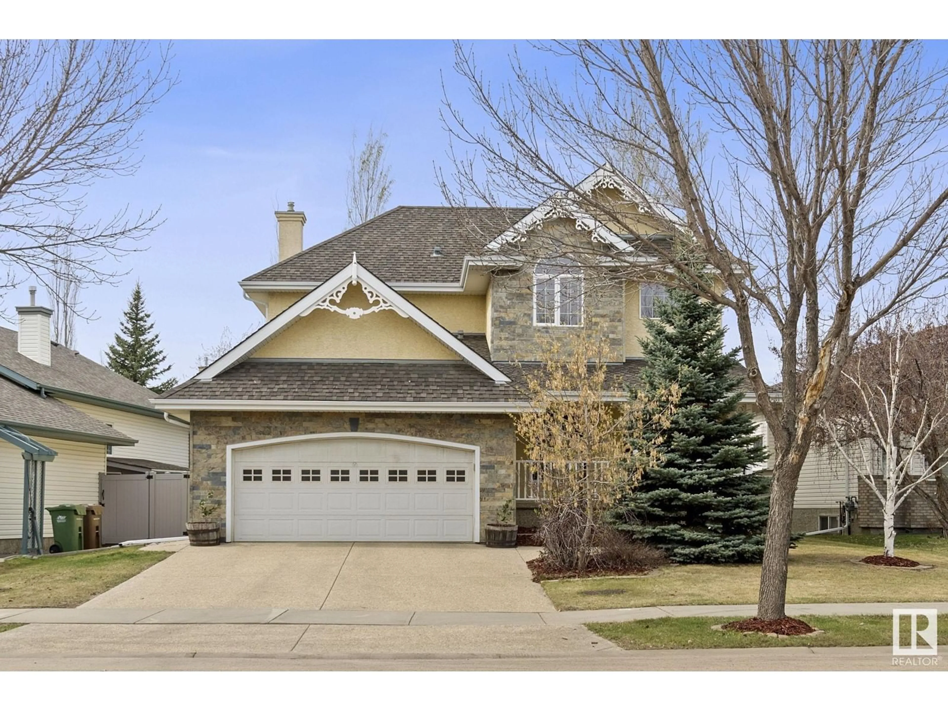 Home with vinyl exterior material, street for 157 KINGSWOOD BV, St. Albert Alberta T8N6V4