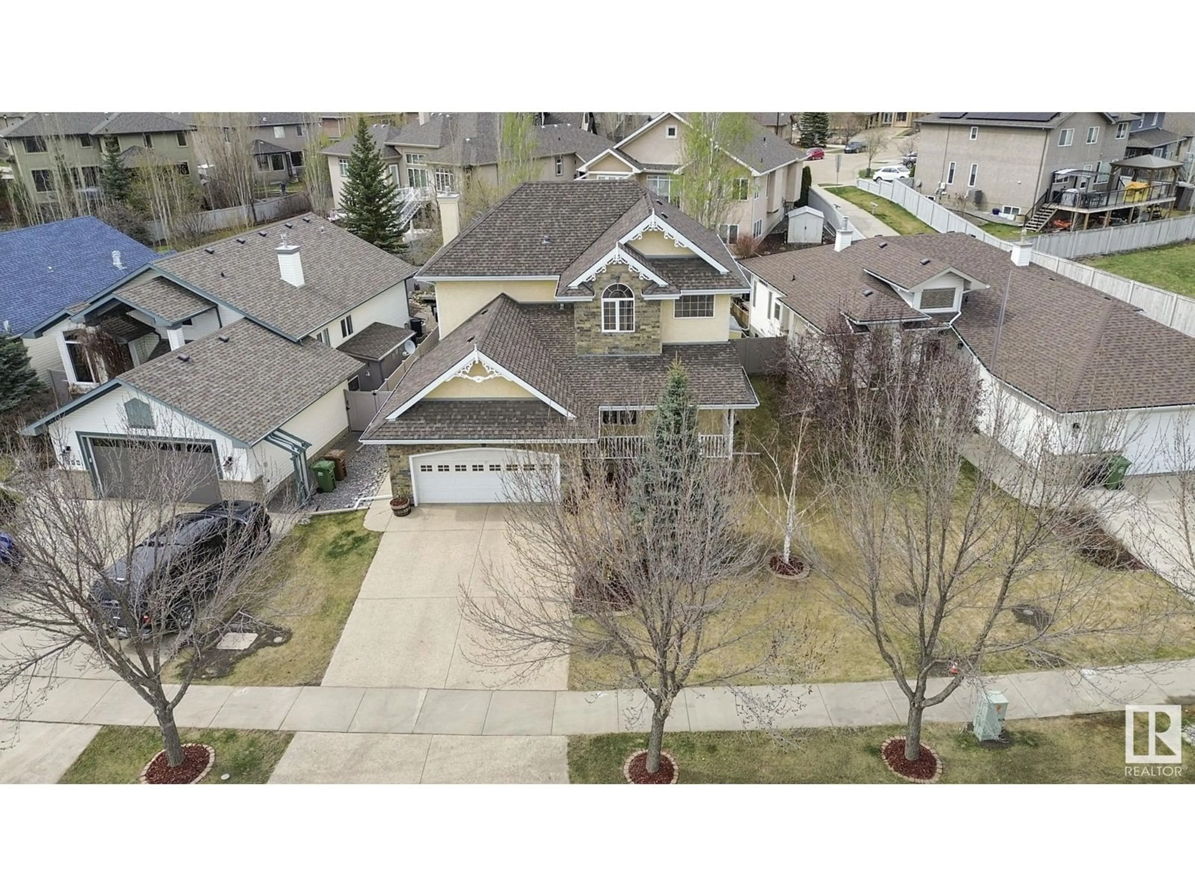A pic from outside/outdoor area/front of a property/back of a property/a pic from drone, street for 157 KINGSWOOD BV, St. Albert Alberta T8N6V4