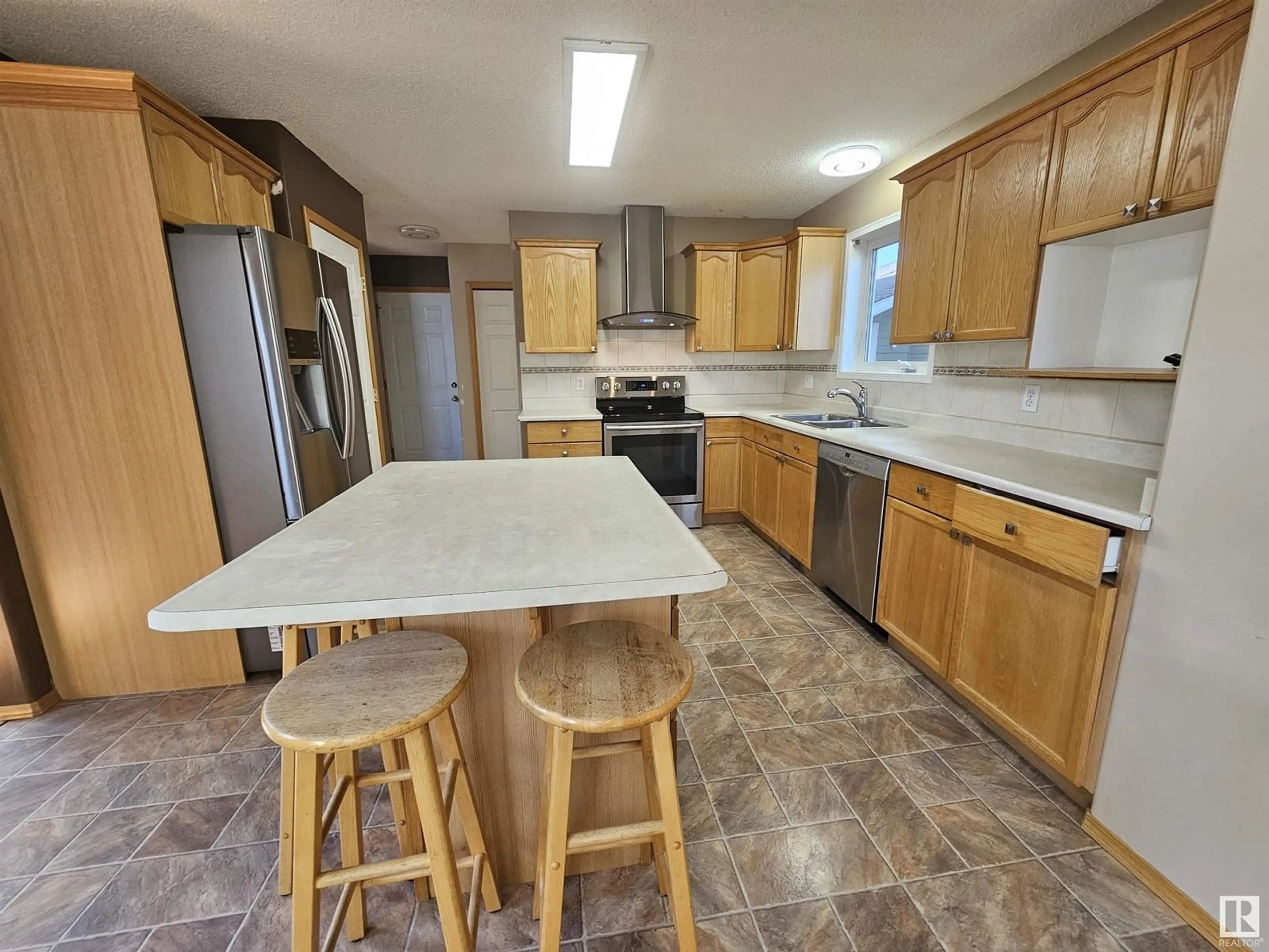 Unknown for 26 HARMONY COURT, Stony Plain Alberta T7Z2A6