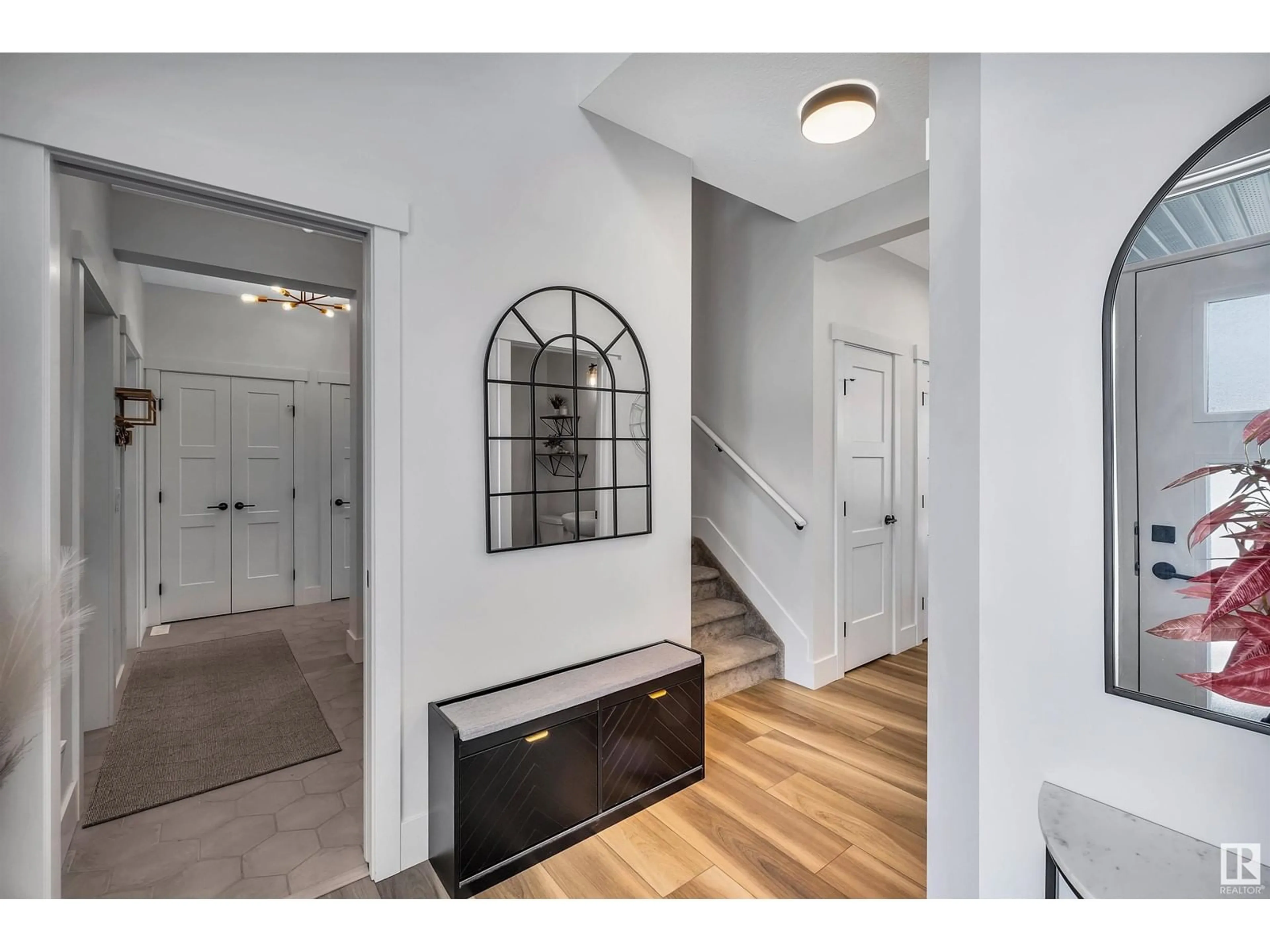 Indoor entryway for 67 JAMISON CR, St. Albert Alberta T8N7V4