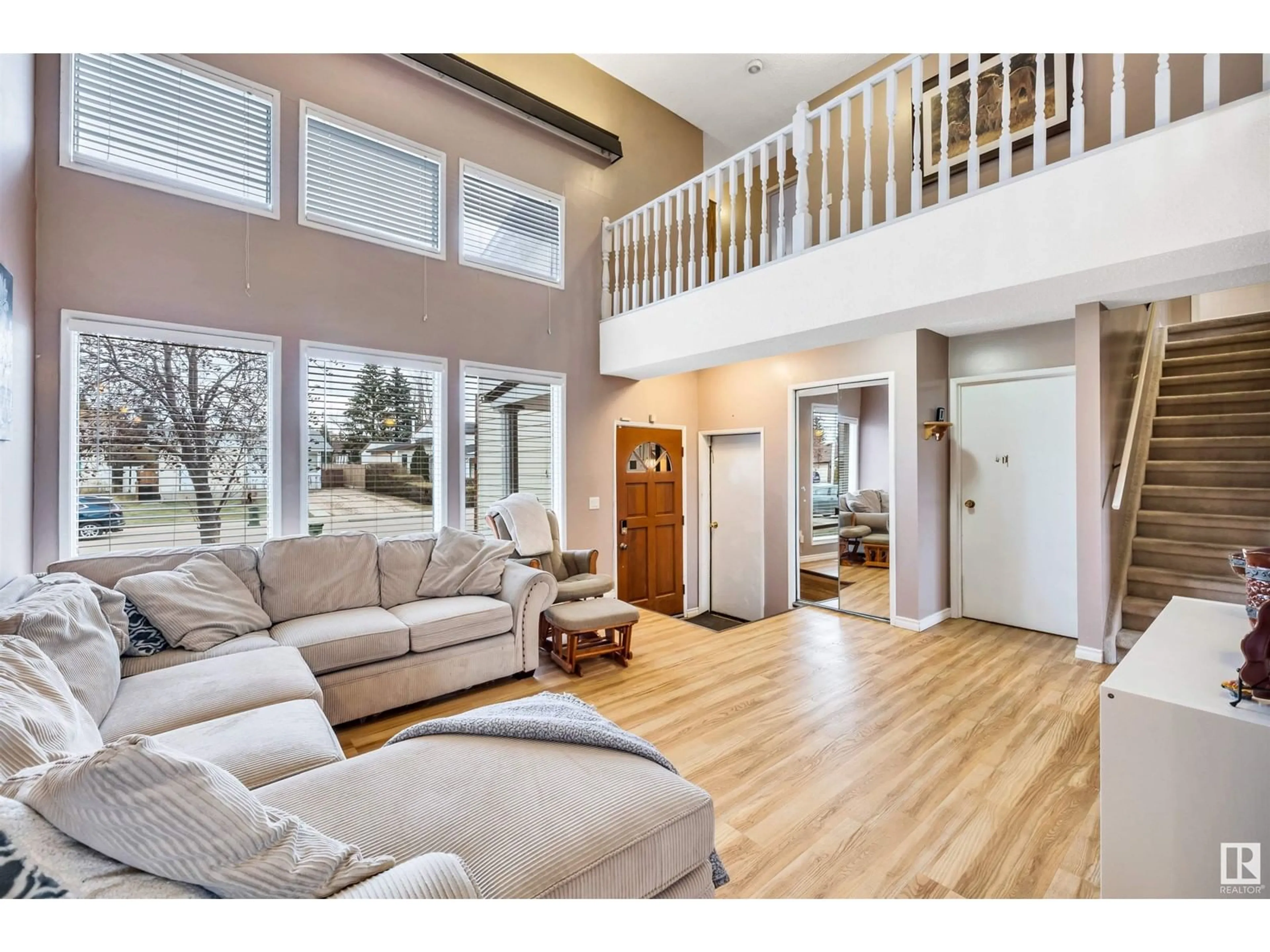 Unknown for 2064 49A ST, Edmonton Alberta T6L2X1
