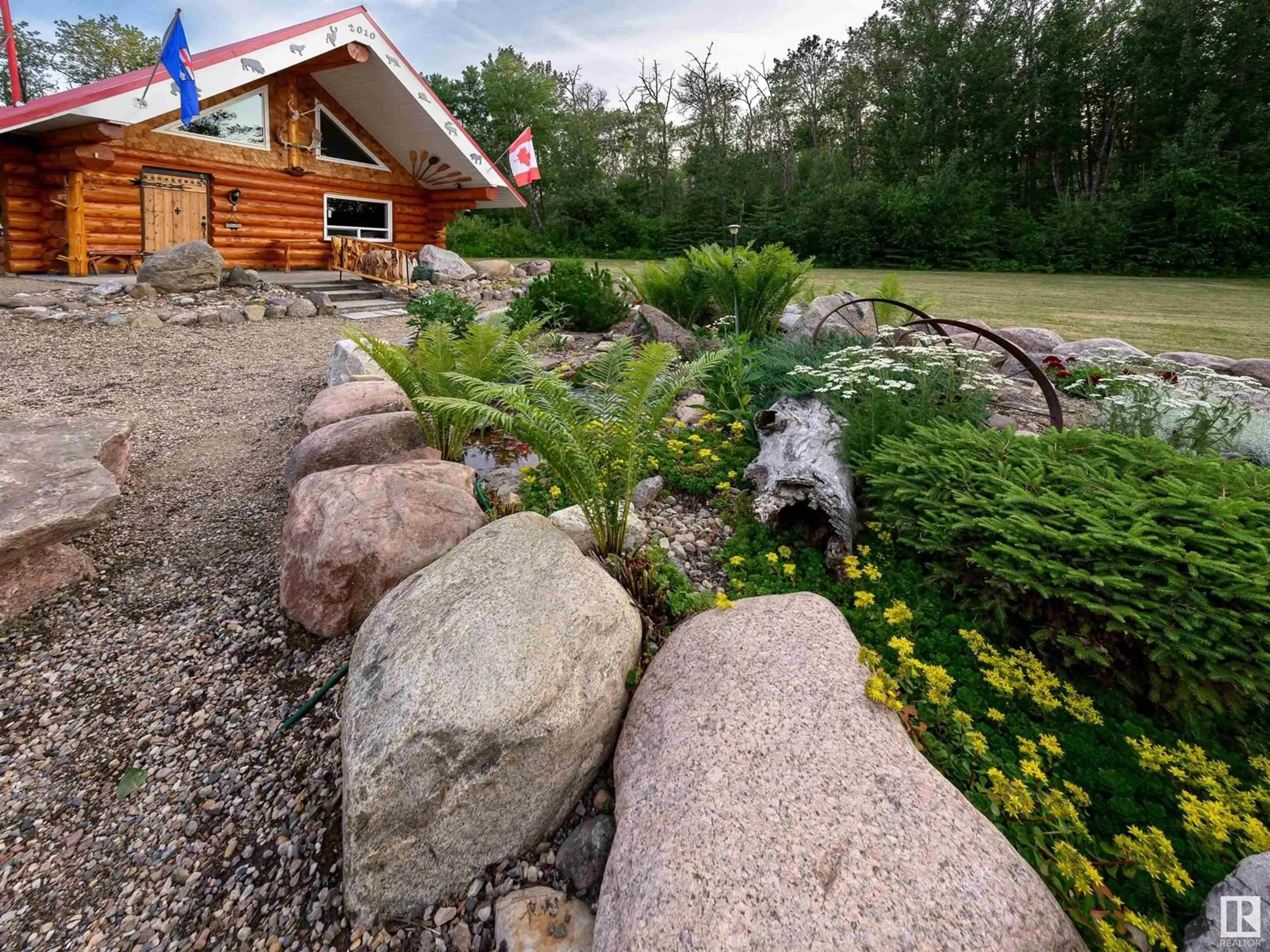Patio, mountain view for A - 58227 RNG RD 70, Rural St. Paul County Alberta T0A0G1