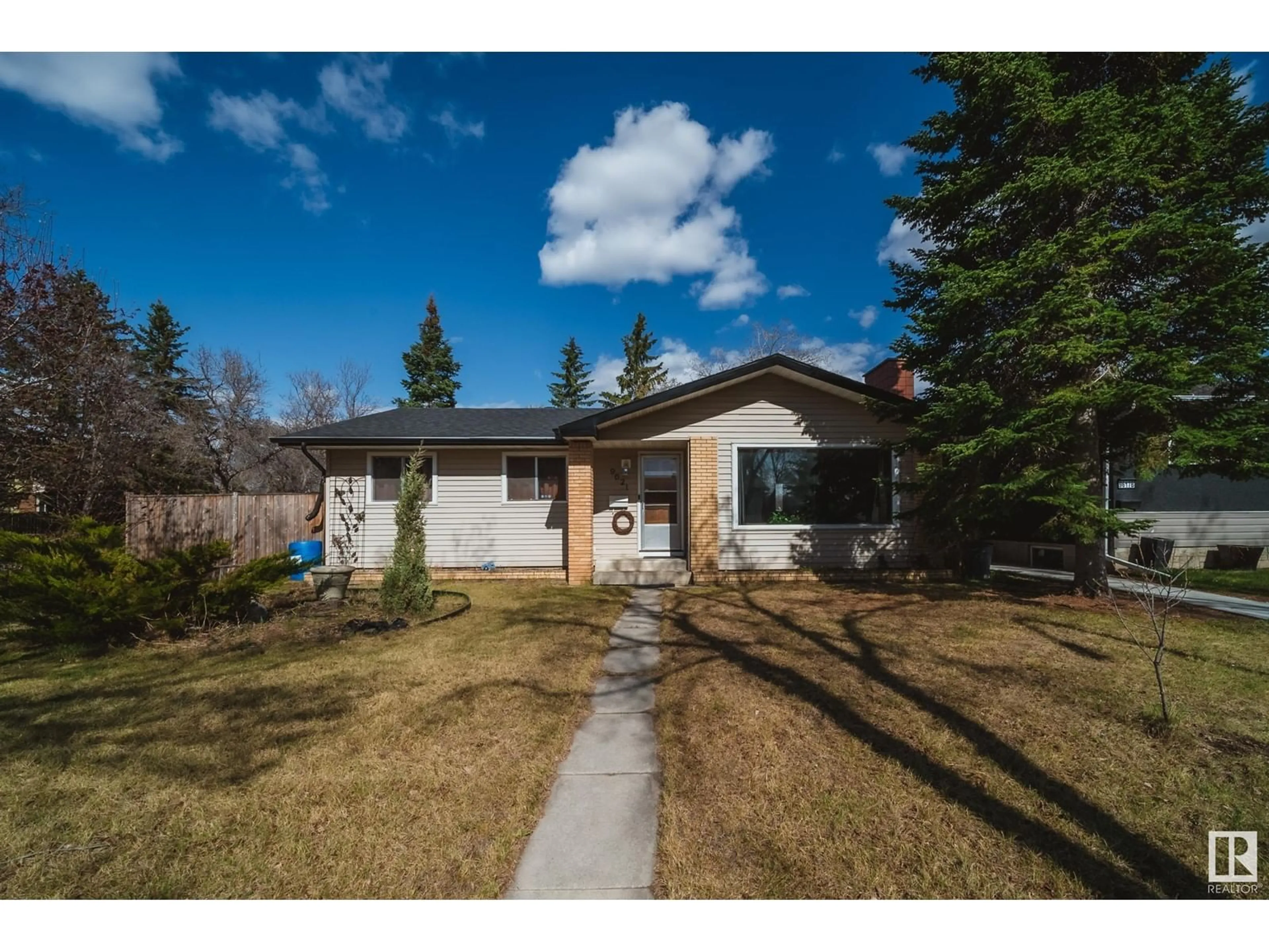 Unknown for 9621 89B ST, Fort Saskatchewan Alberta T8L1J8