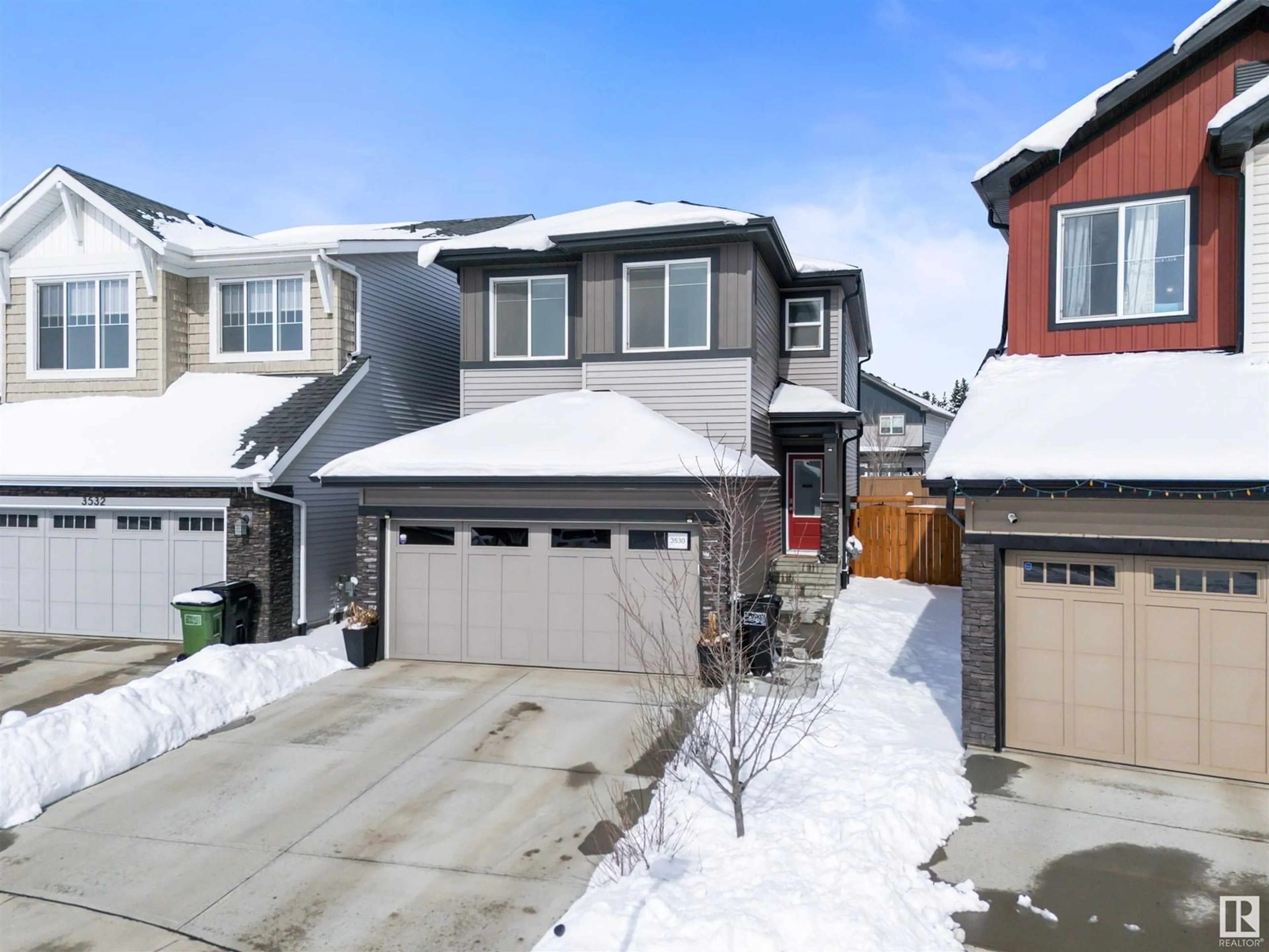 A pic from outside/outdoor area/front of a property/back of a property/a pic from drone, street for 3530 CHECKNITA POINT, Edmonton Alberta T6W4W6