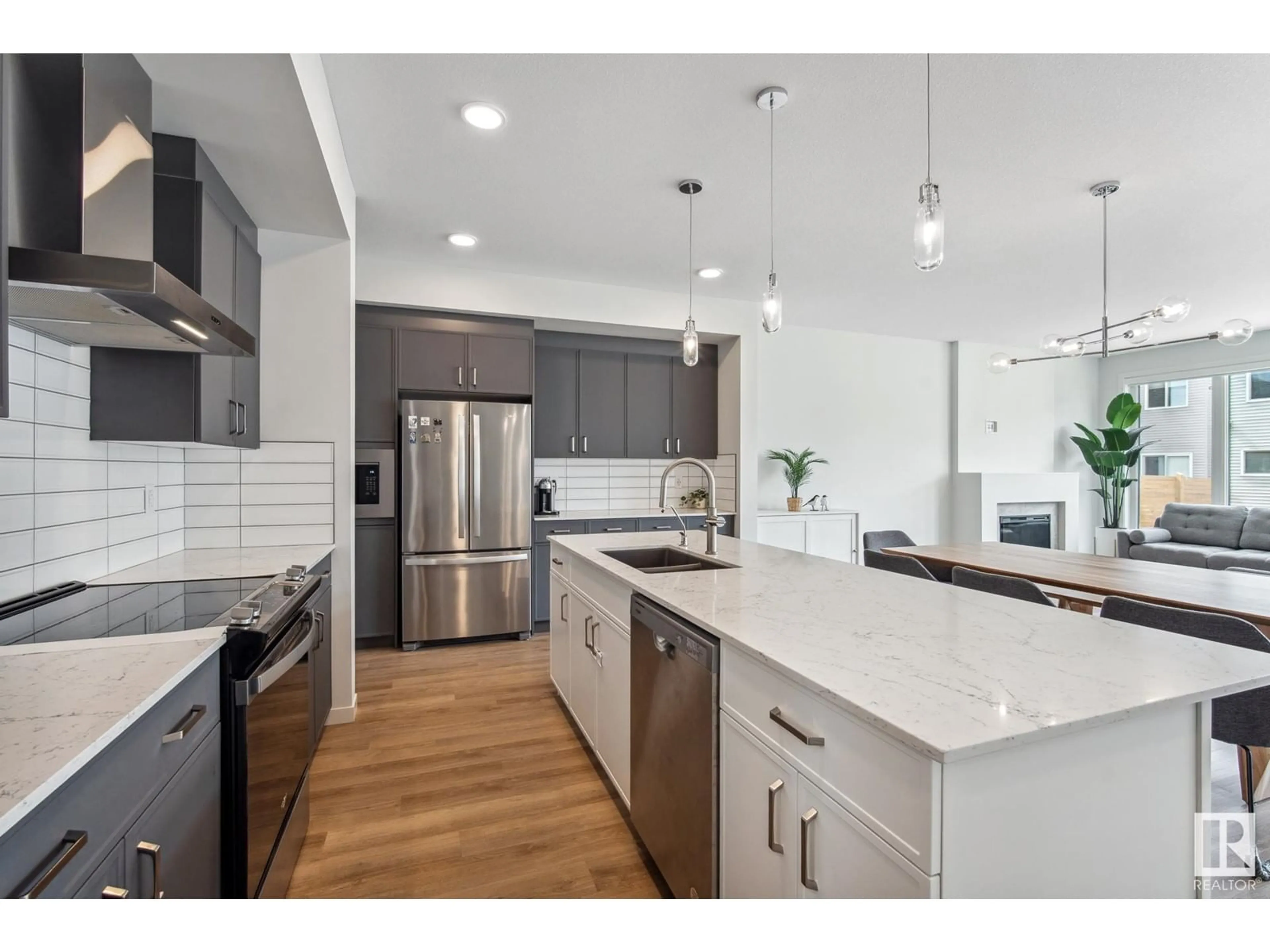 Open concept kitchen, unknown for SW - 3474 KULAY GREEN GR, Edmonton Alberta T6W5J7