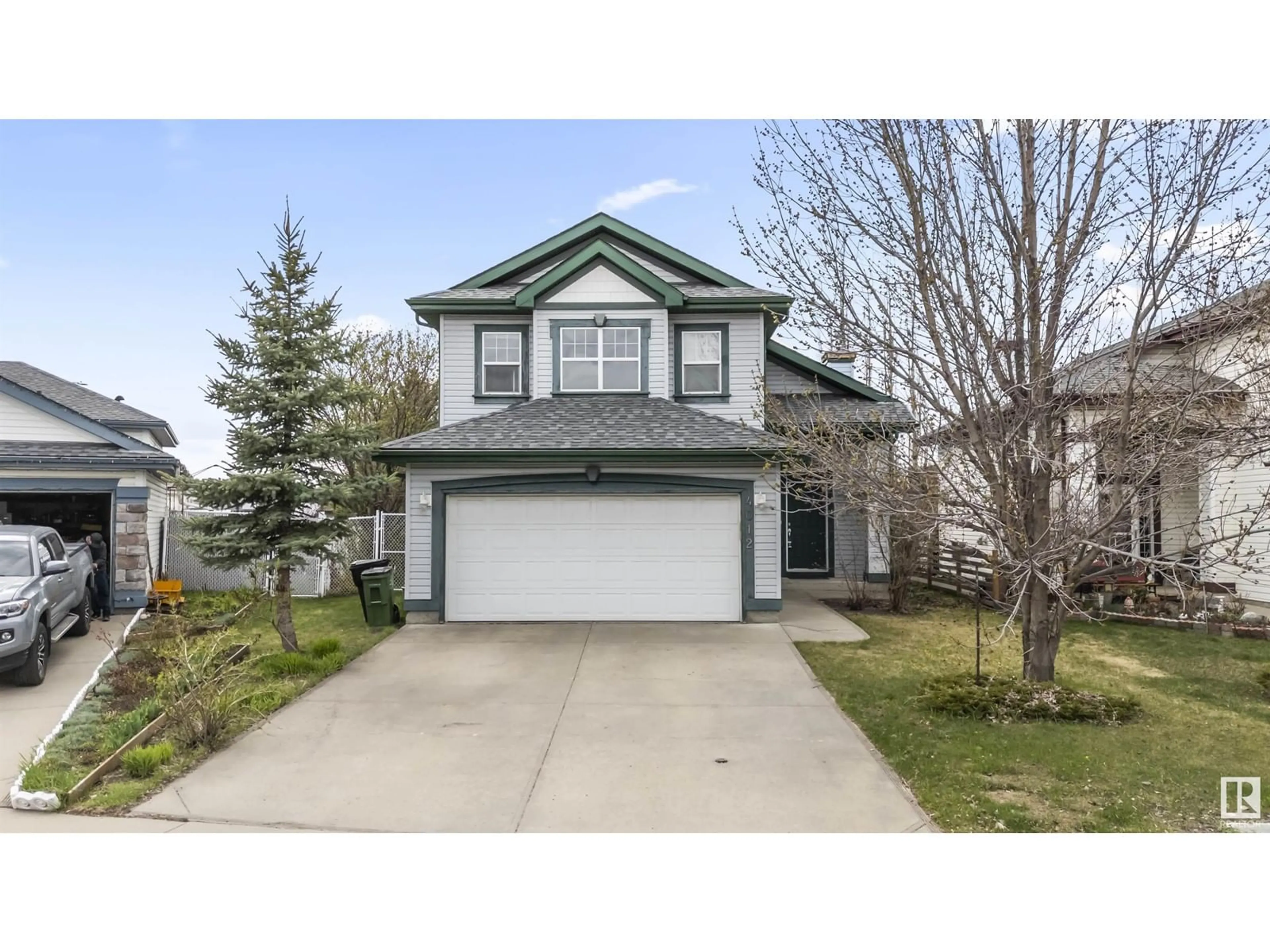 Home with vinyl exterior material, street for 4012 33A ST, Edmonton Alberta T6T1P1
