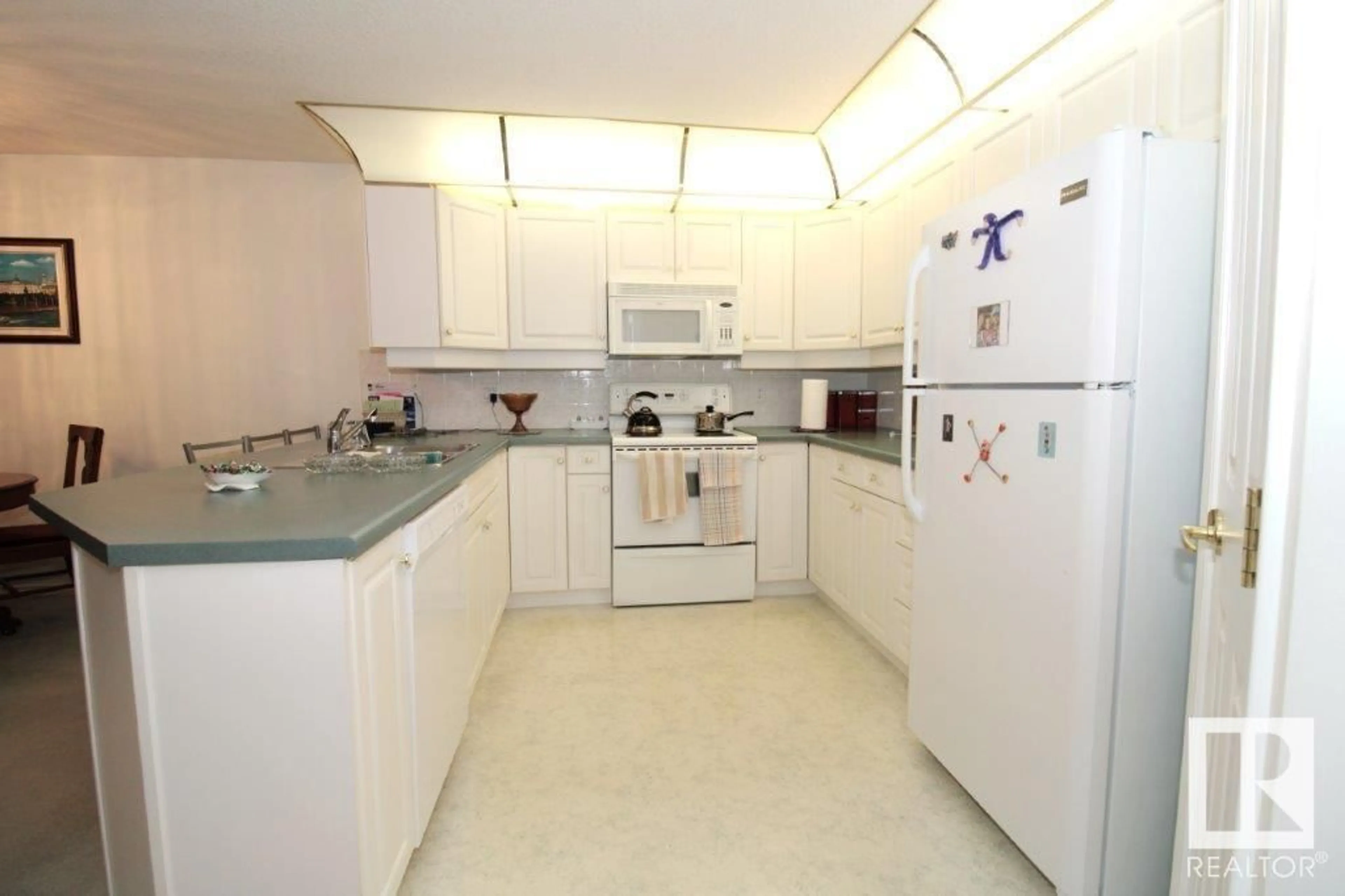 Standard kitchen, ceramic/tile floor for #203 - 6703 172 ST, Edmonton Alberta T5T6H9