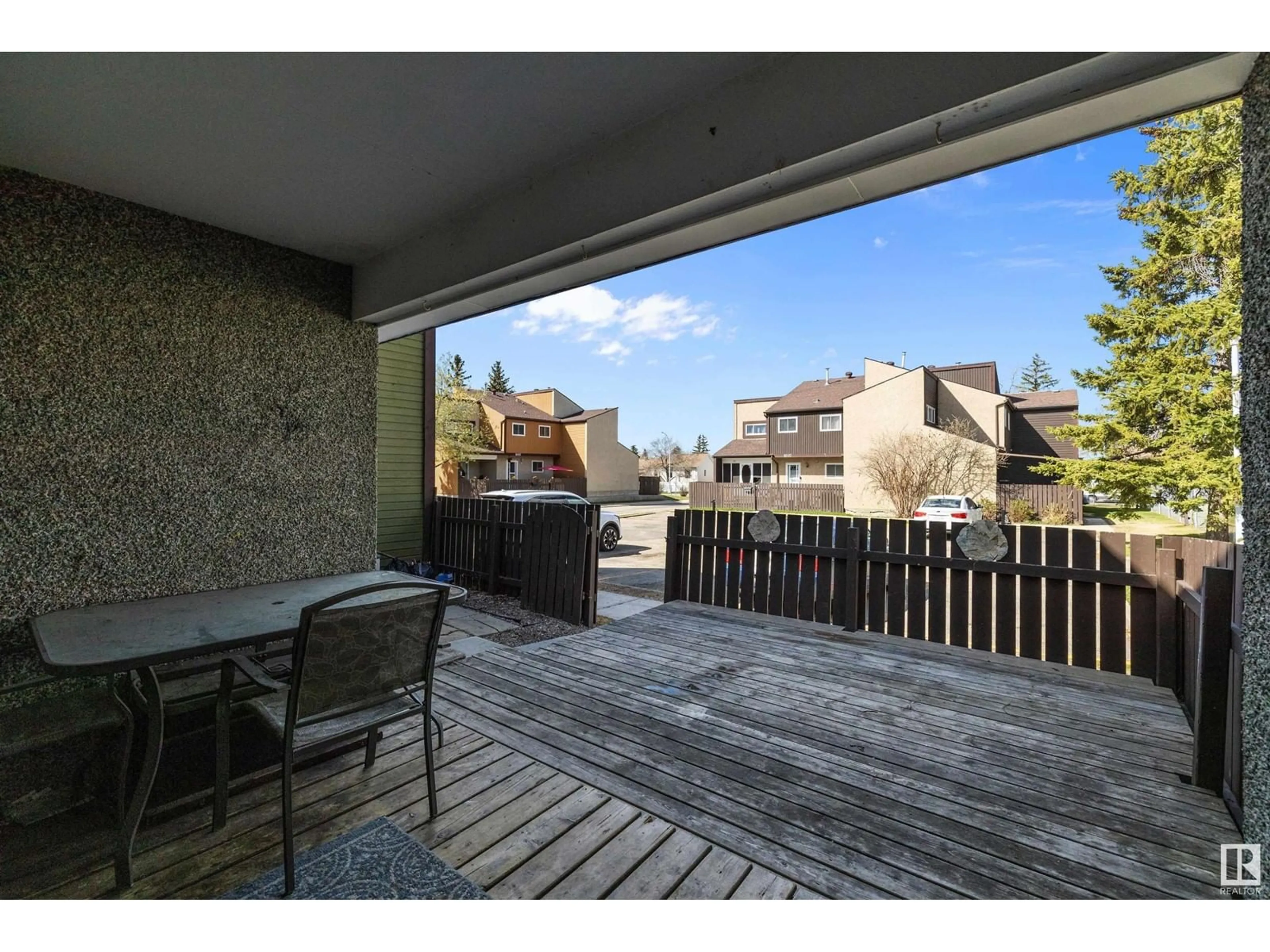 Patio, street for 8011 27 AV, Edmonton Alberta T6K3C9