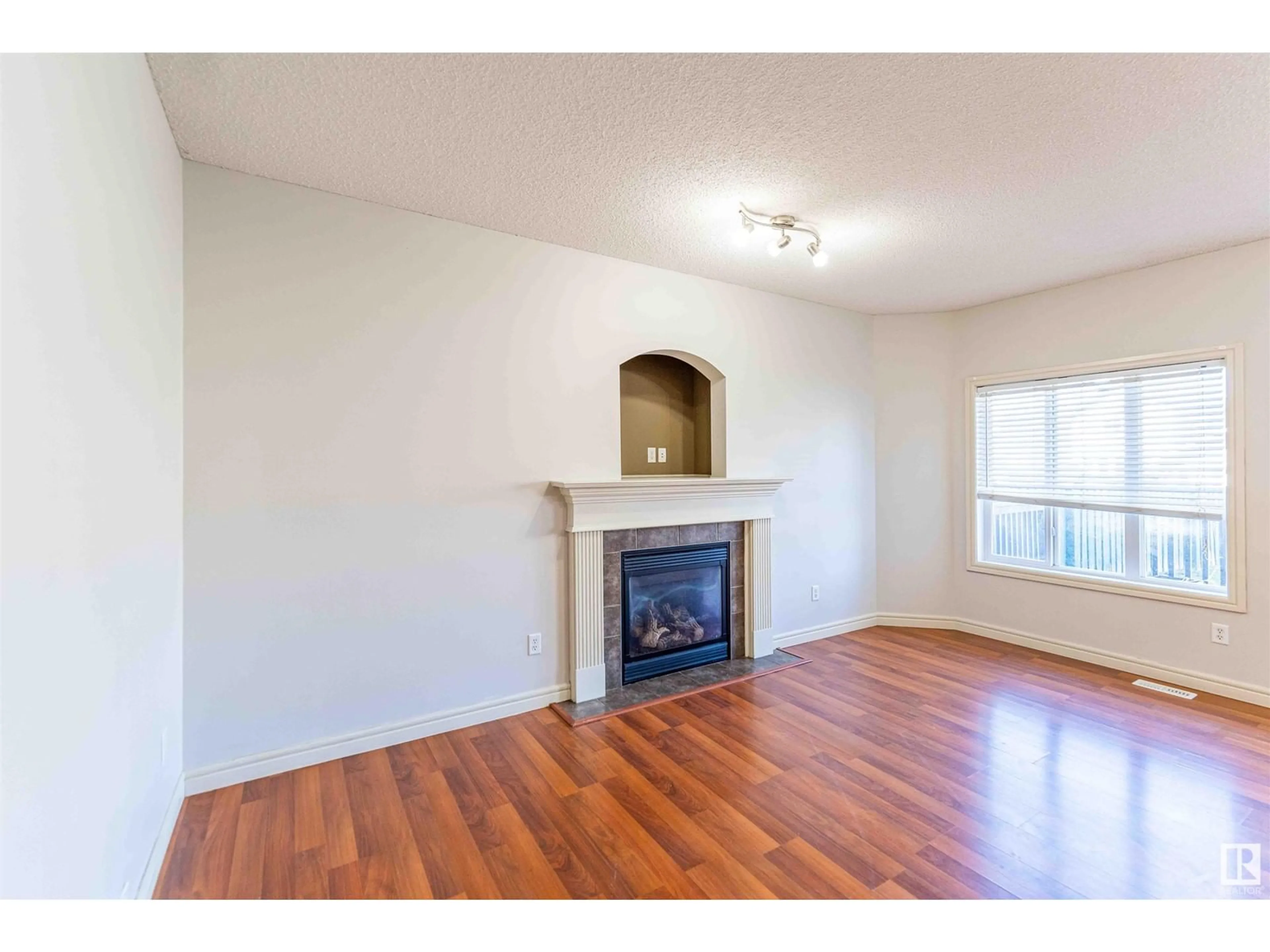 A pic of a room for SW - 11842 21 AV, Edmonton Alberta T6W0C9