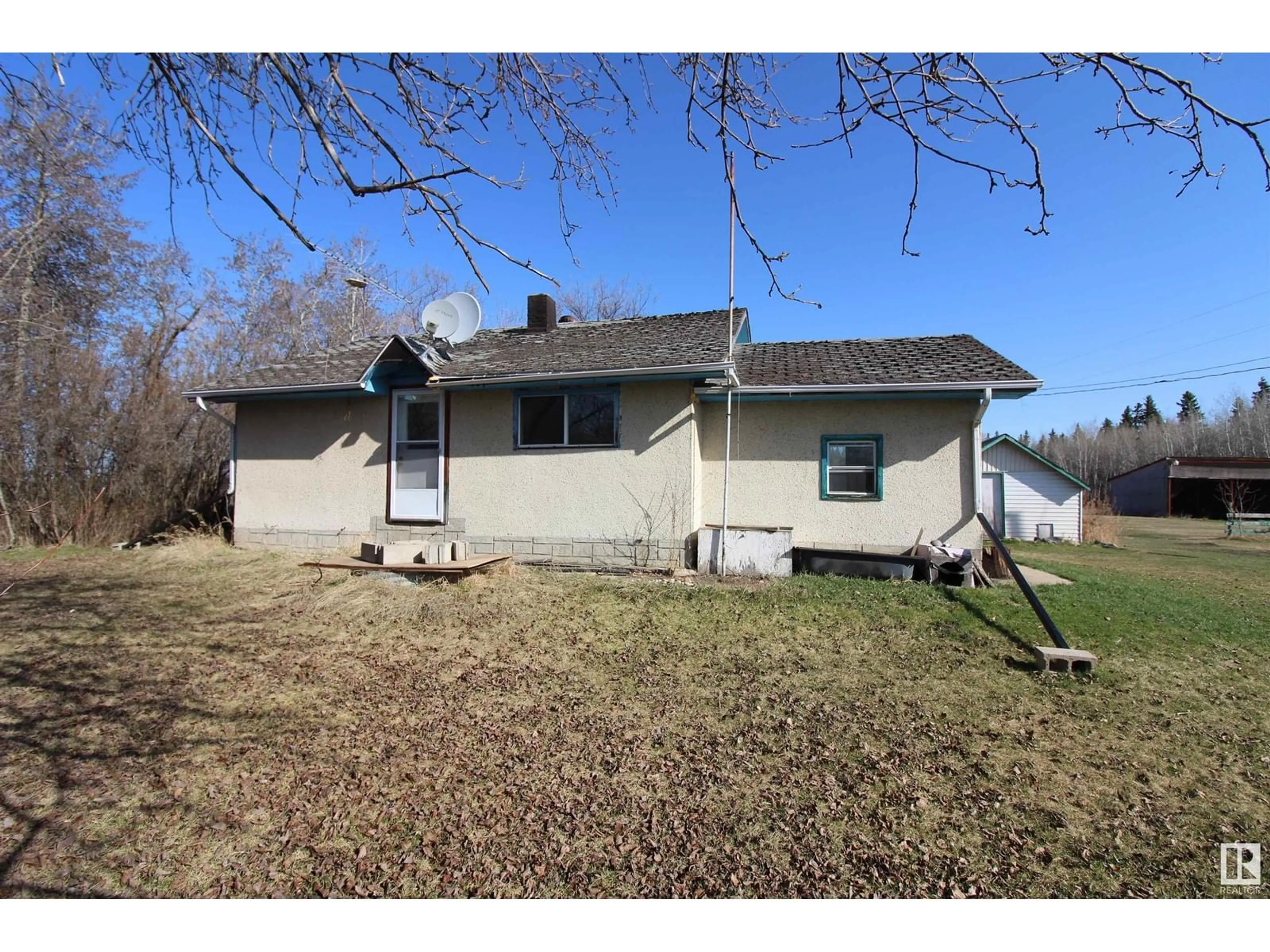 A pic from outside/outdoor area/front of a property/back of a property/a pic from drone, street for 59219 RR 270, Rural Westlock County Alberta T7P2P6