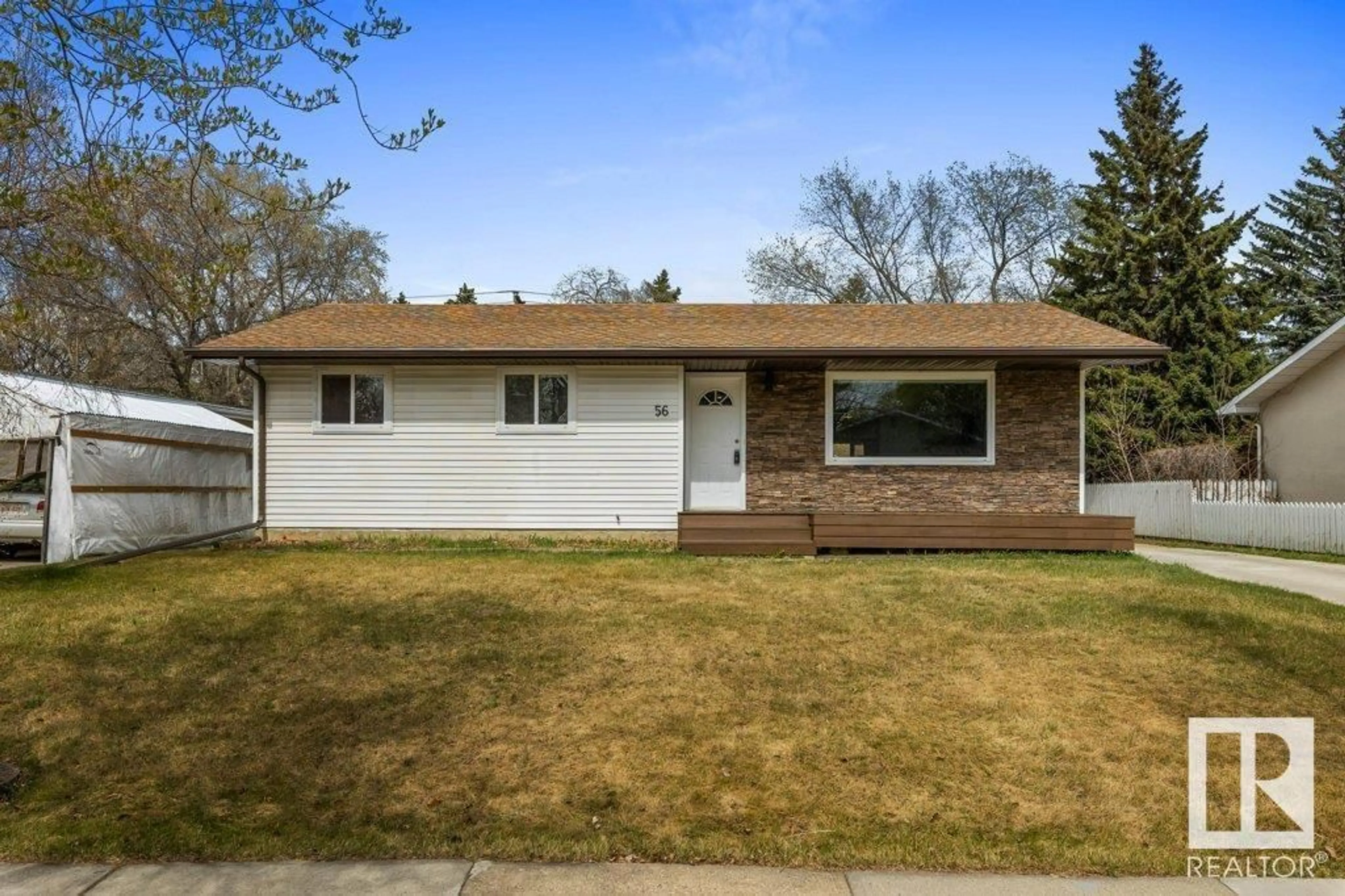 Home with vinyl exterior material, street for 56 SPRINGFIELD CR, St. Albert Alberta T8N0K1